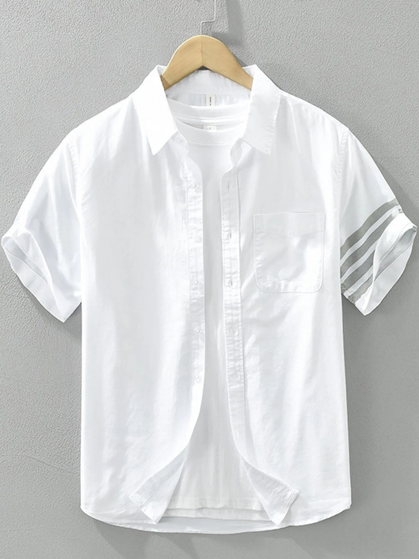 Men's Plus Size Short Sleeve Button-Up Shirt