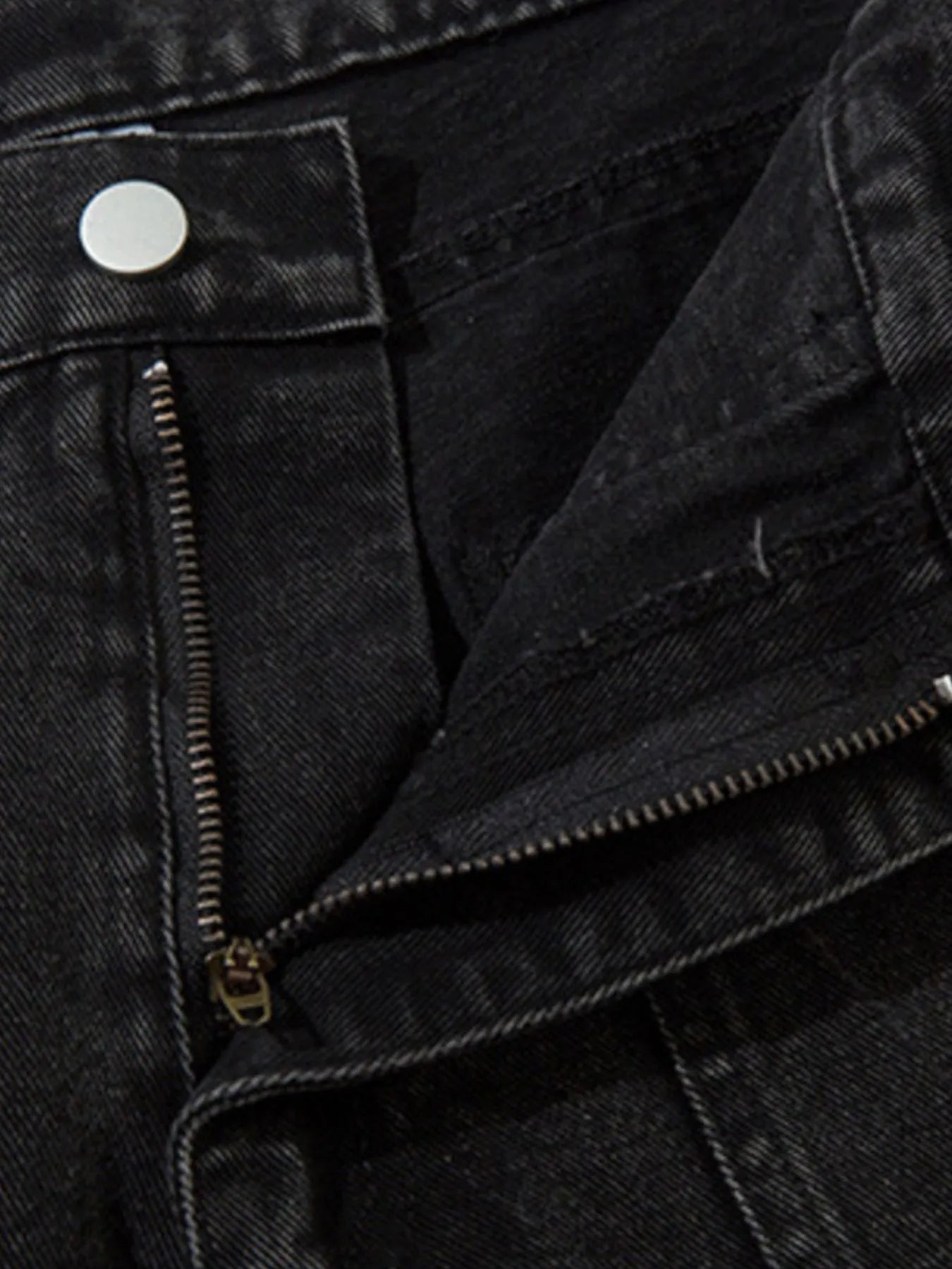 Men's Wide Leg Cargo Denim Jeans with Multi Pockets