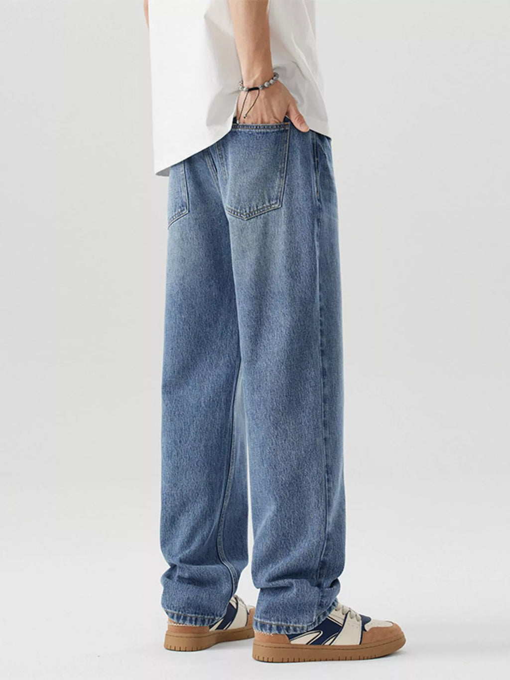 Men's Relaxed Fit Wash Jeans