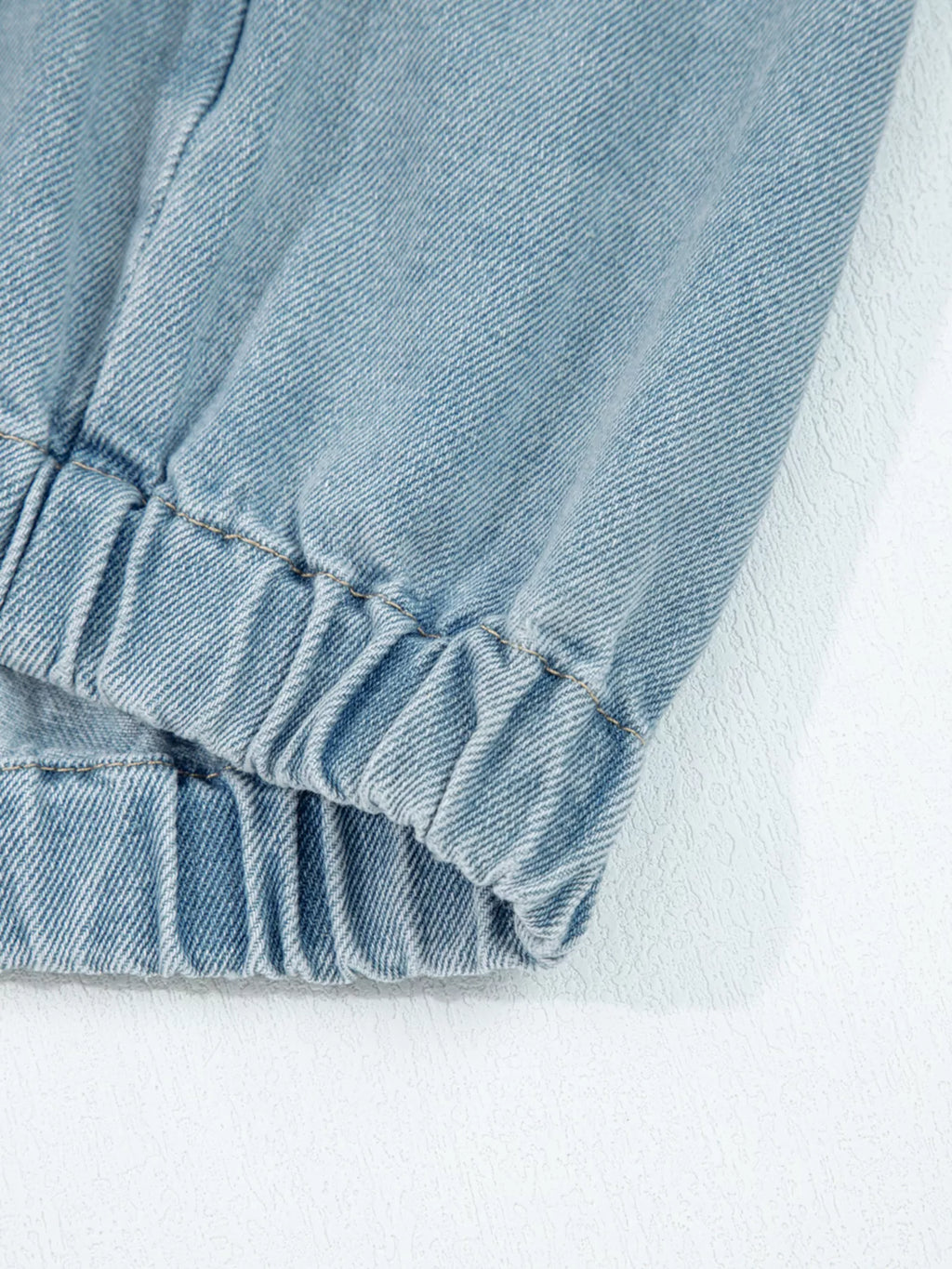 Elastic Edge Collared Zip Up Denim Jacket With Pocket