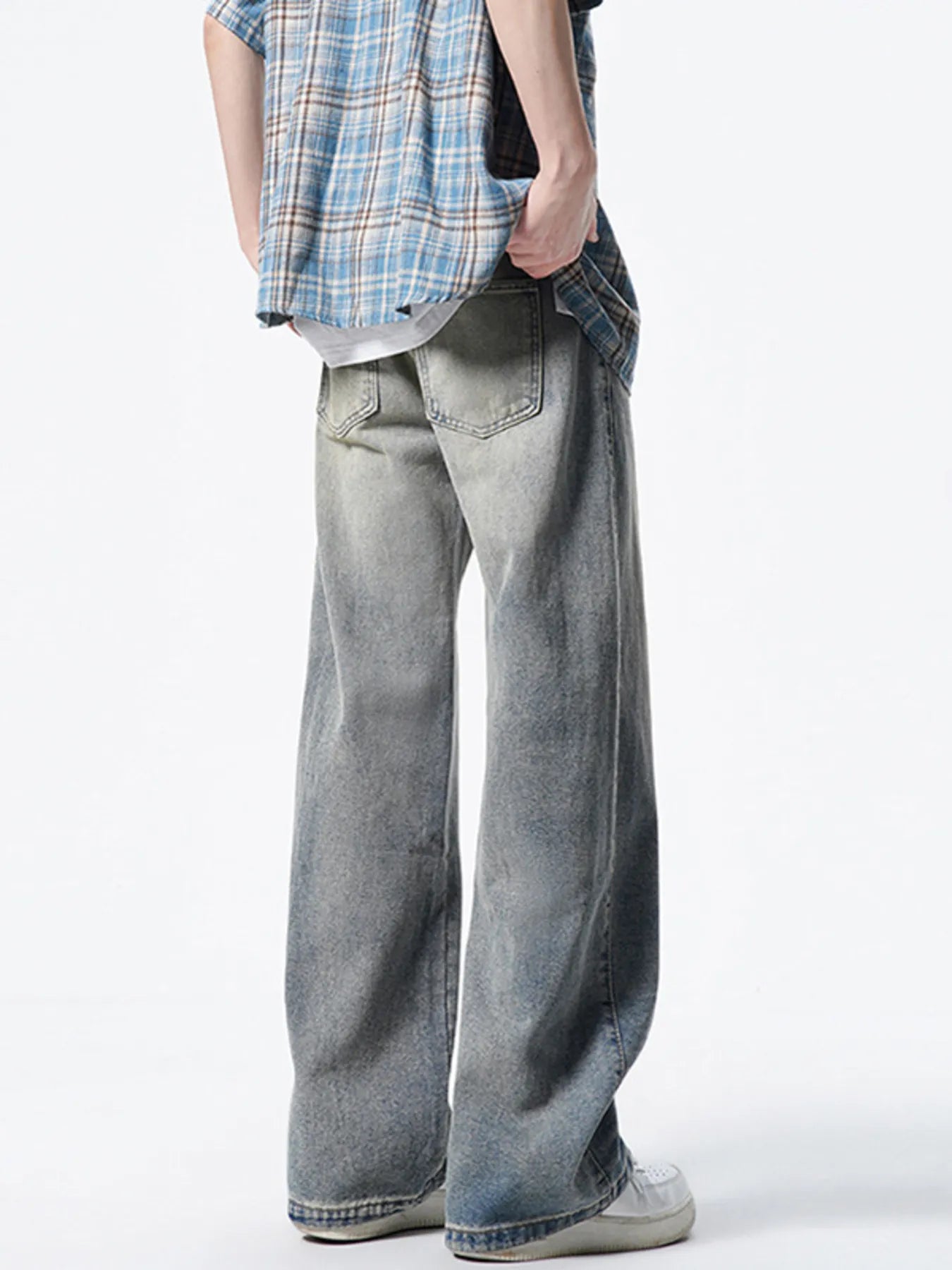 Men's Vintage Wash Wide Leg Jeans