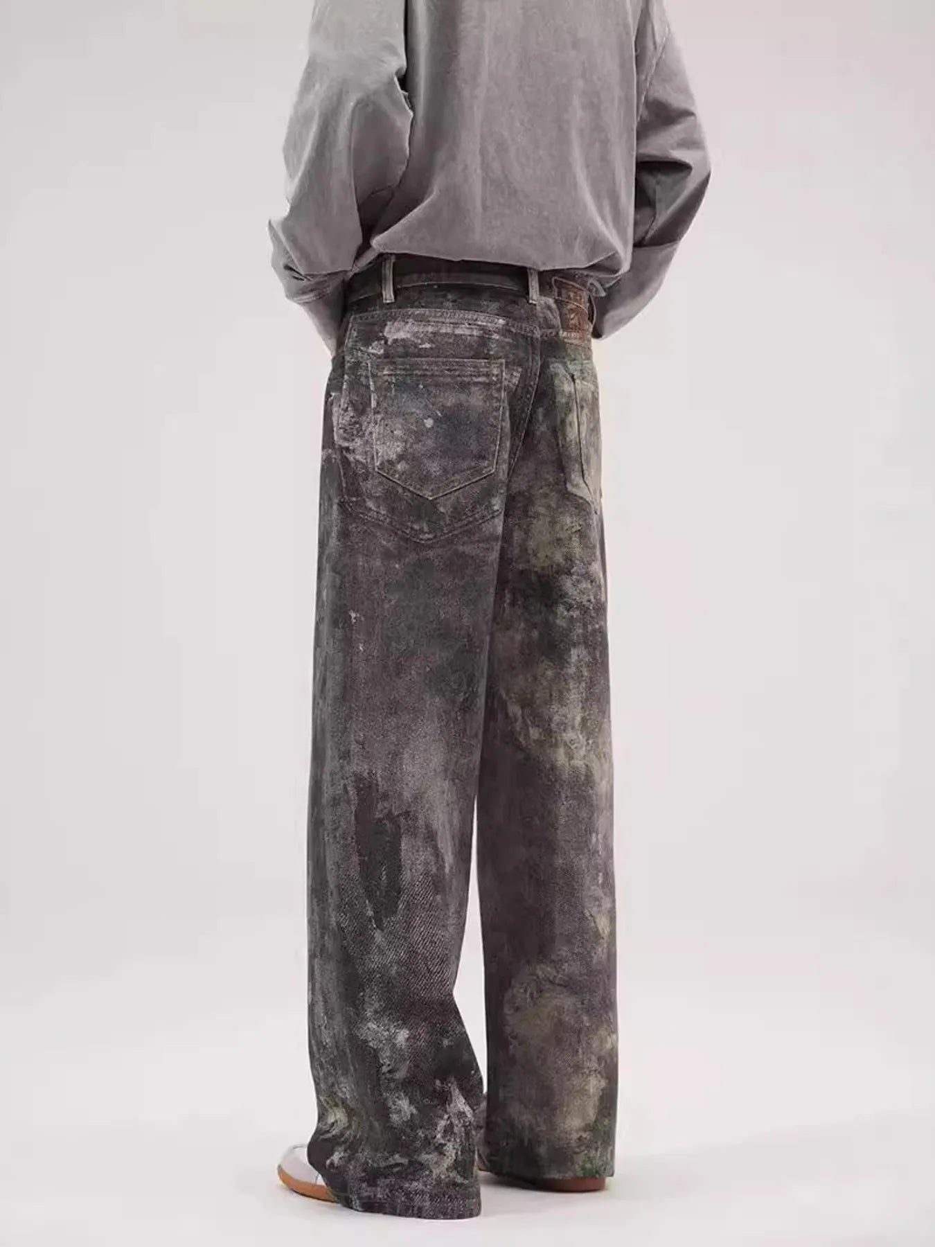 Men's Washed Wide-Leg Jeans