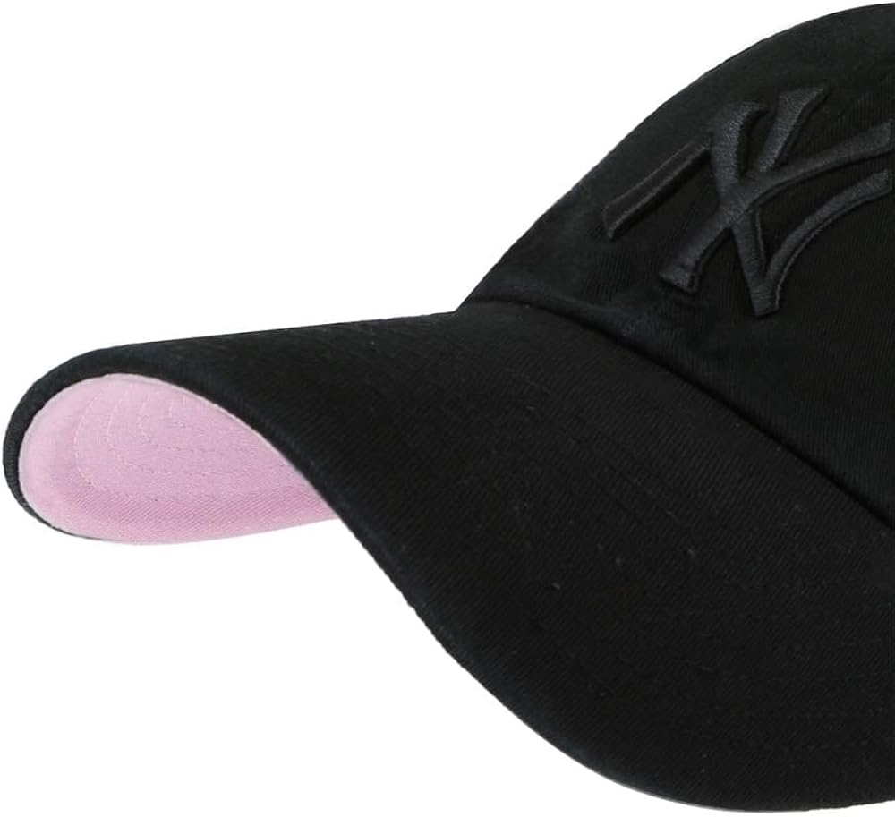 47 MLB New York Yankees Ballpark Clean Up Adjustable Cap, Black/White/Pink, One Size