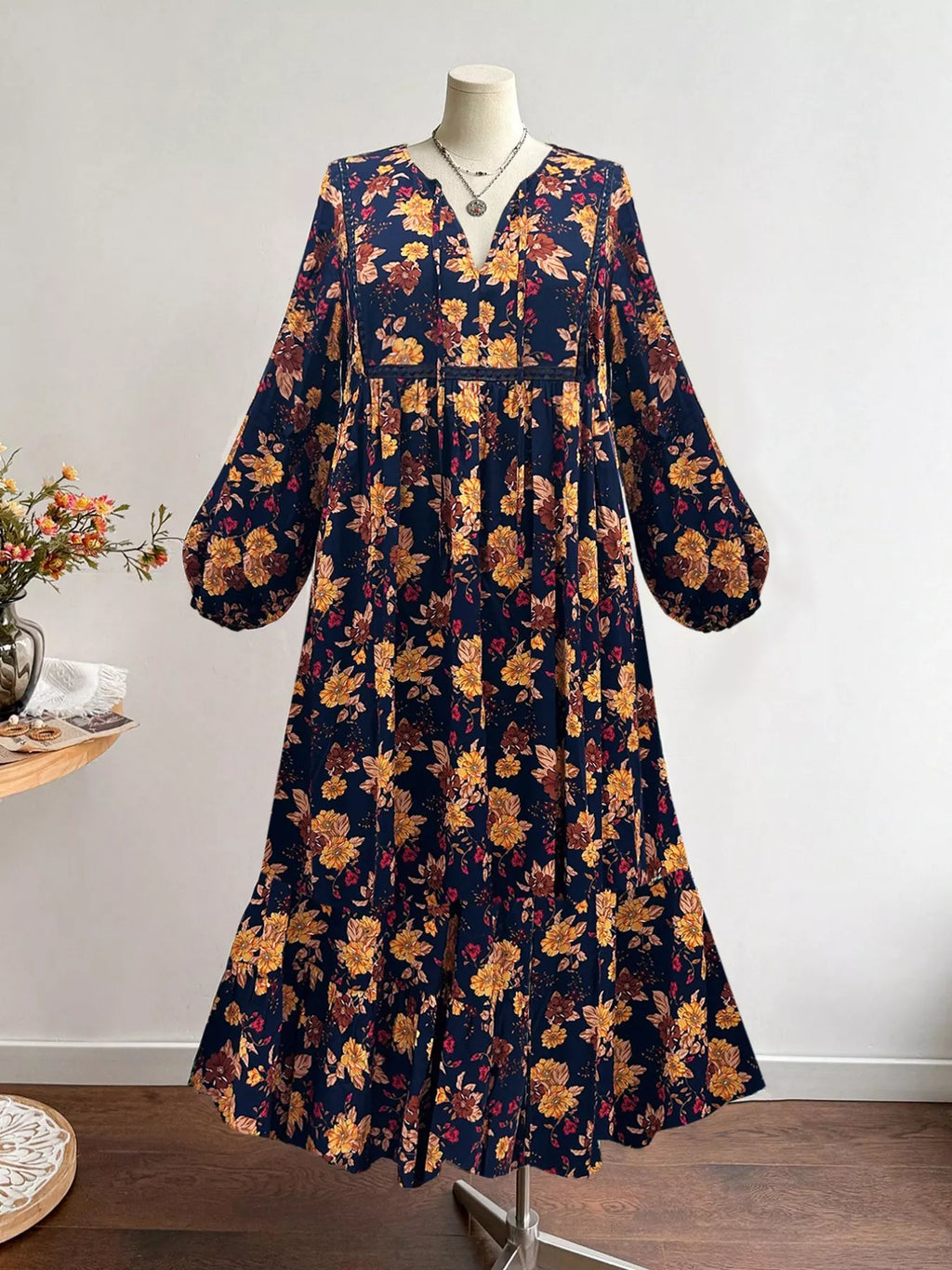 Plus Size Floral Print Tie Neck Short Sleeve Dress