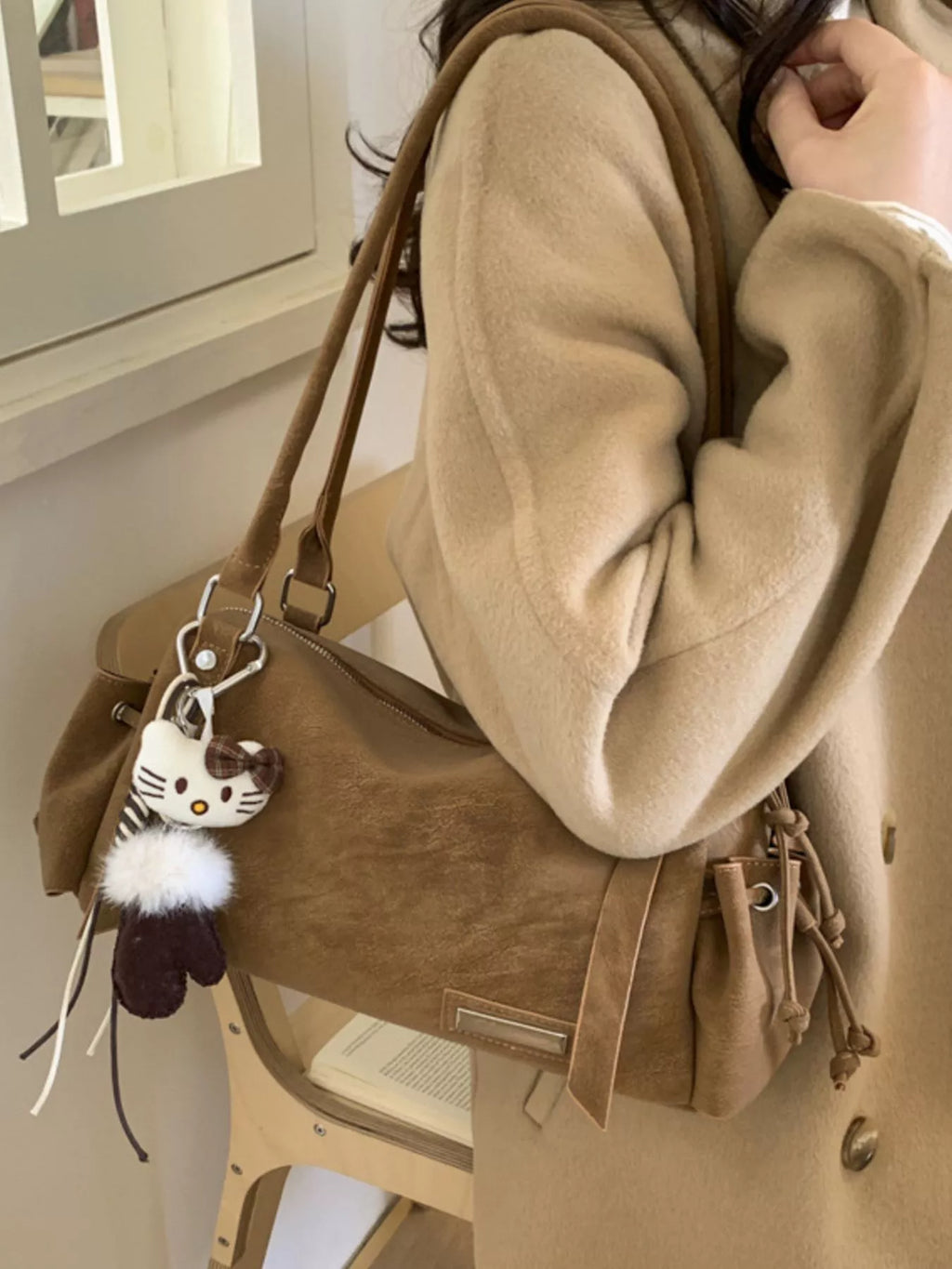 Vintage Lightweight Shoulder Bag