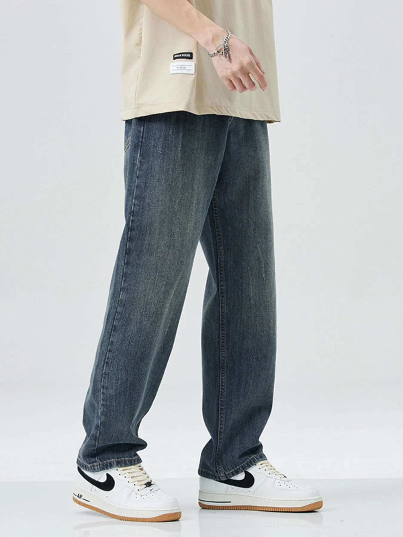 Men's Wide Leg Relaxed Fit Jeans