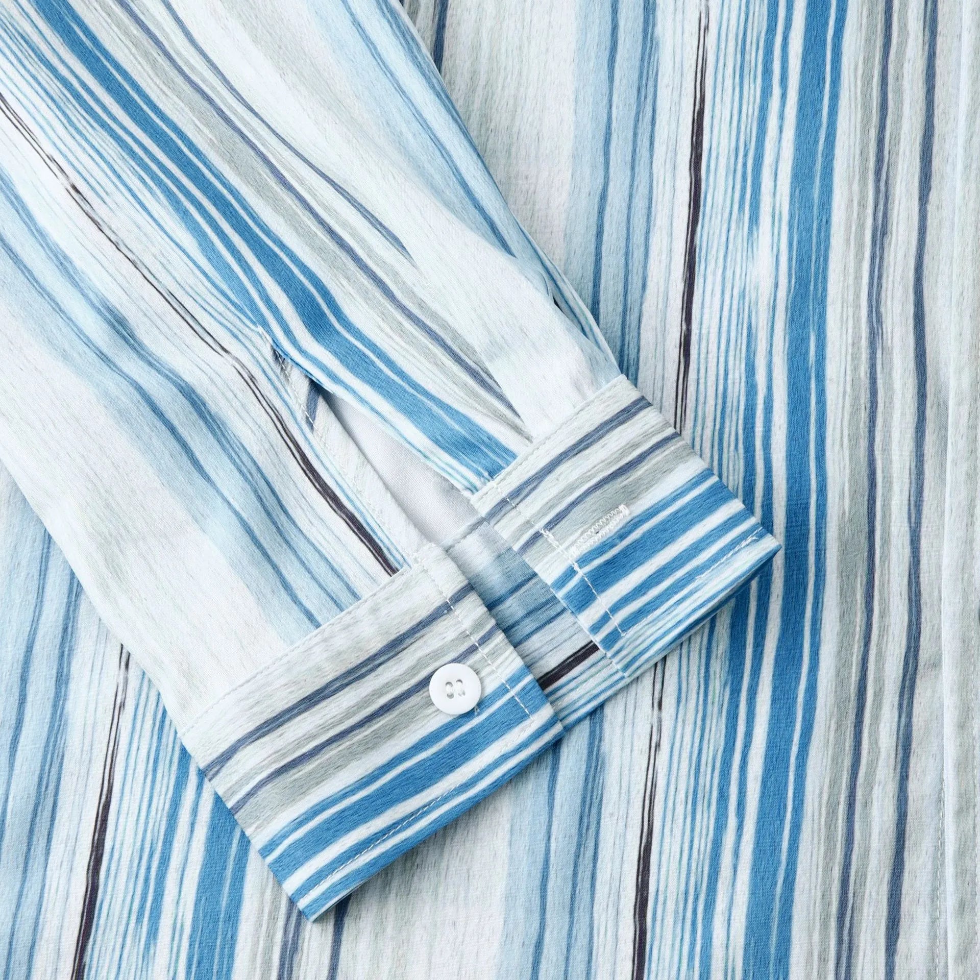 Men's Striped Button-Up Long Sleeve Shirt