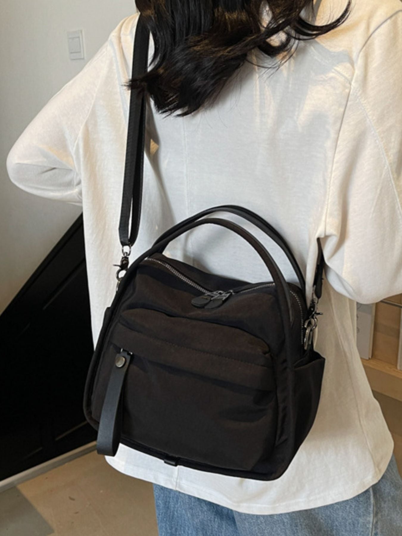 Casual Style Lightweight Crossbody Bag