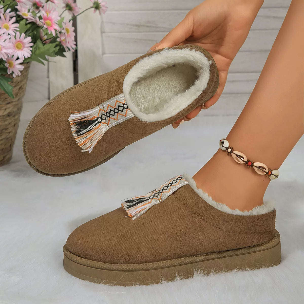 Round Toe Platform Slippers