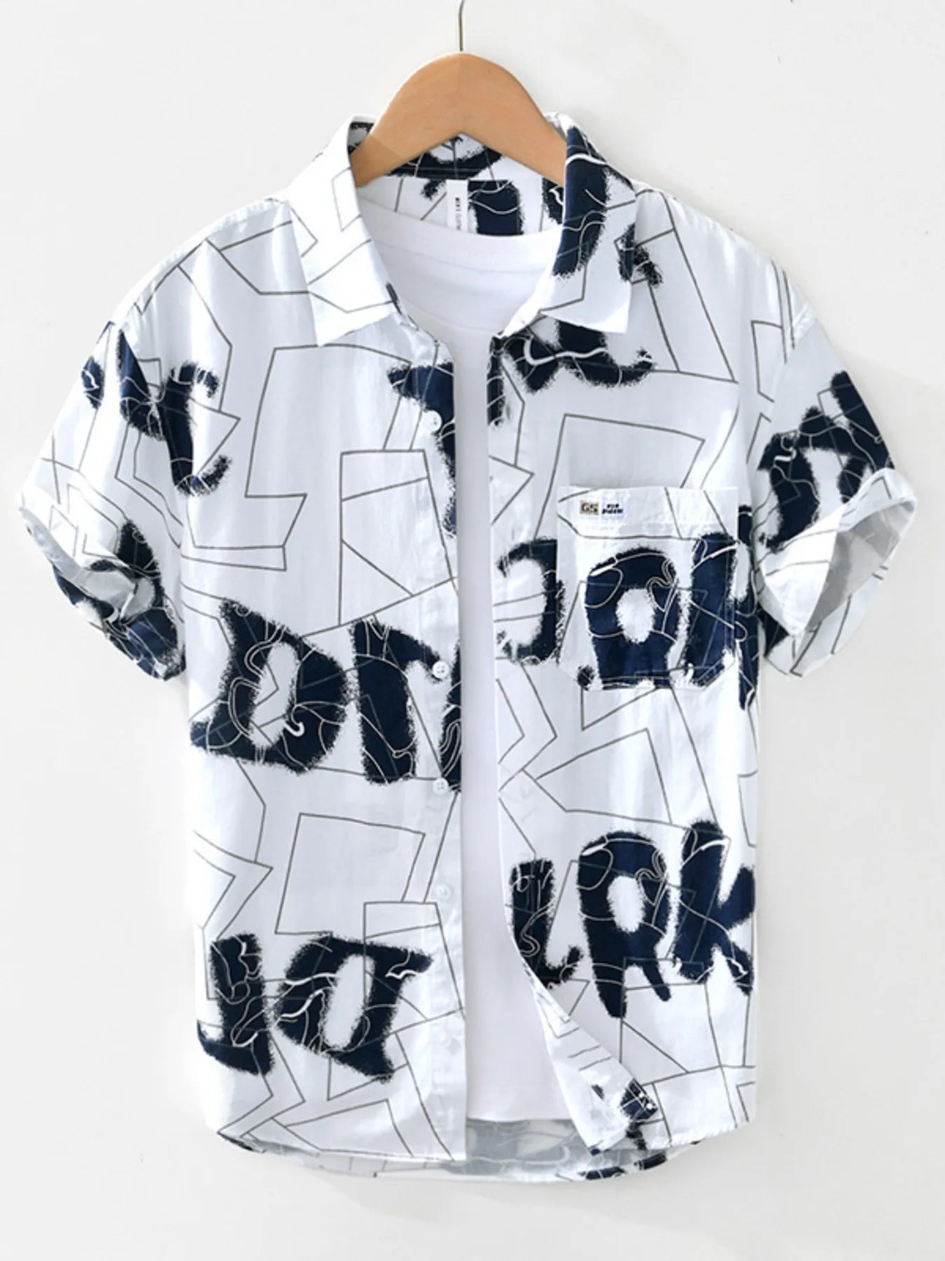 Men's Printed Button Up Short Sleeve Shirt