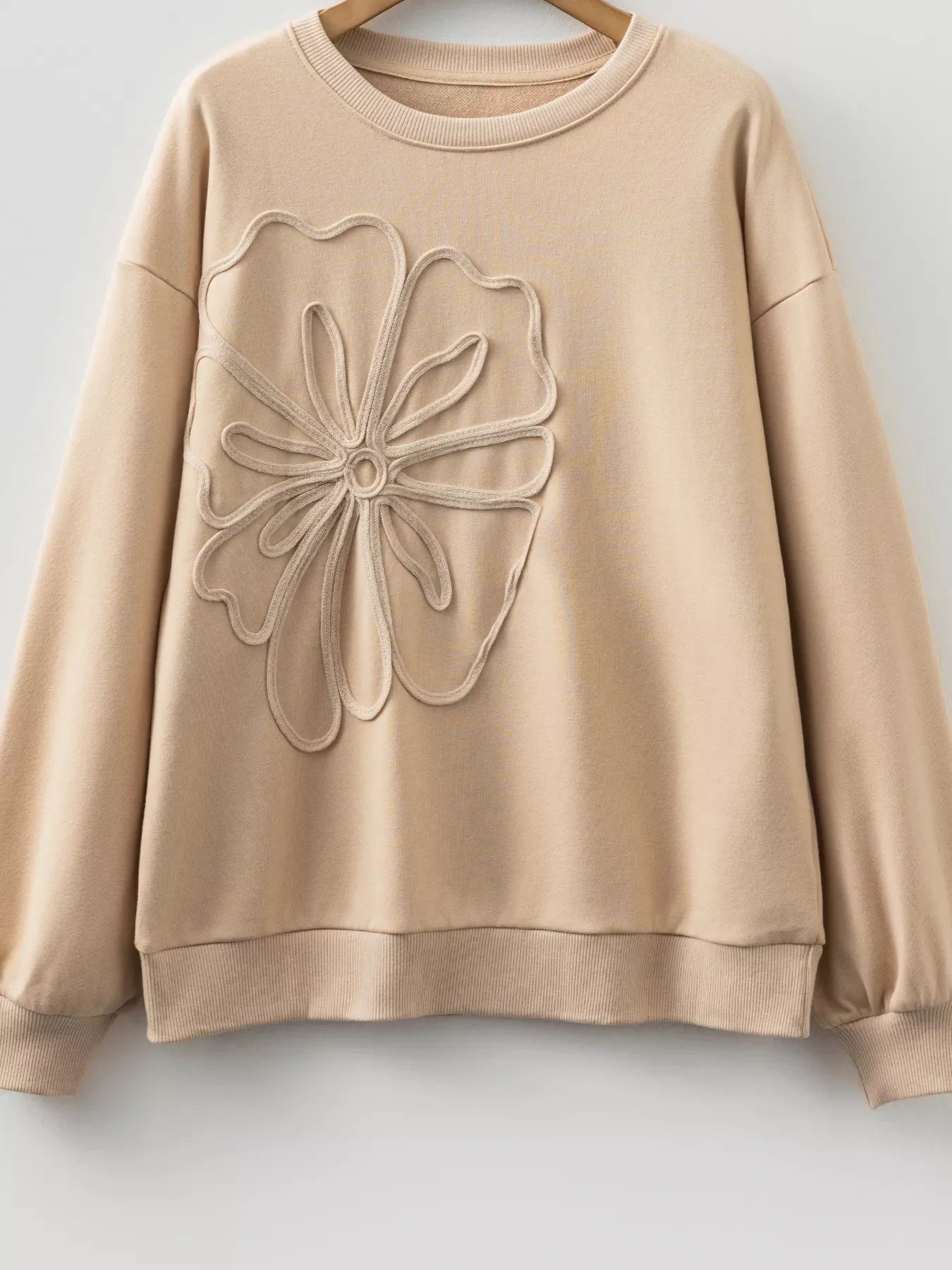 Embroidered Flower Pattern Drop Shoulder Sweatshirt