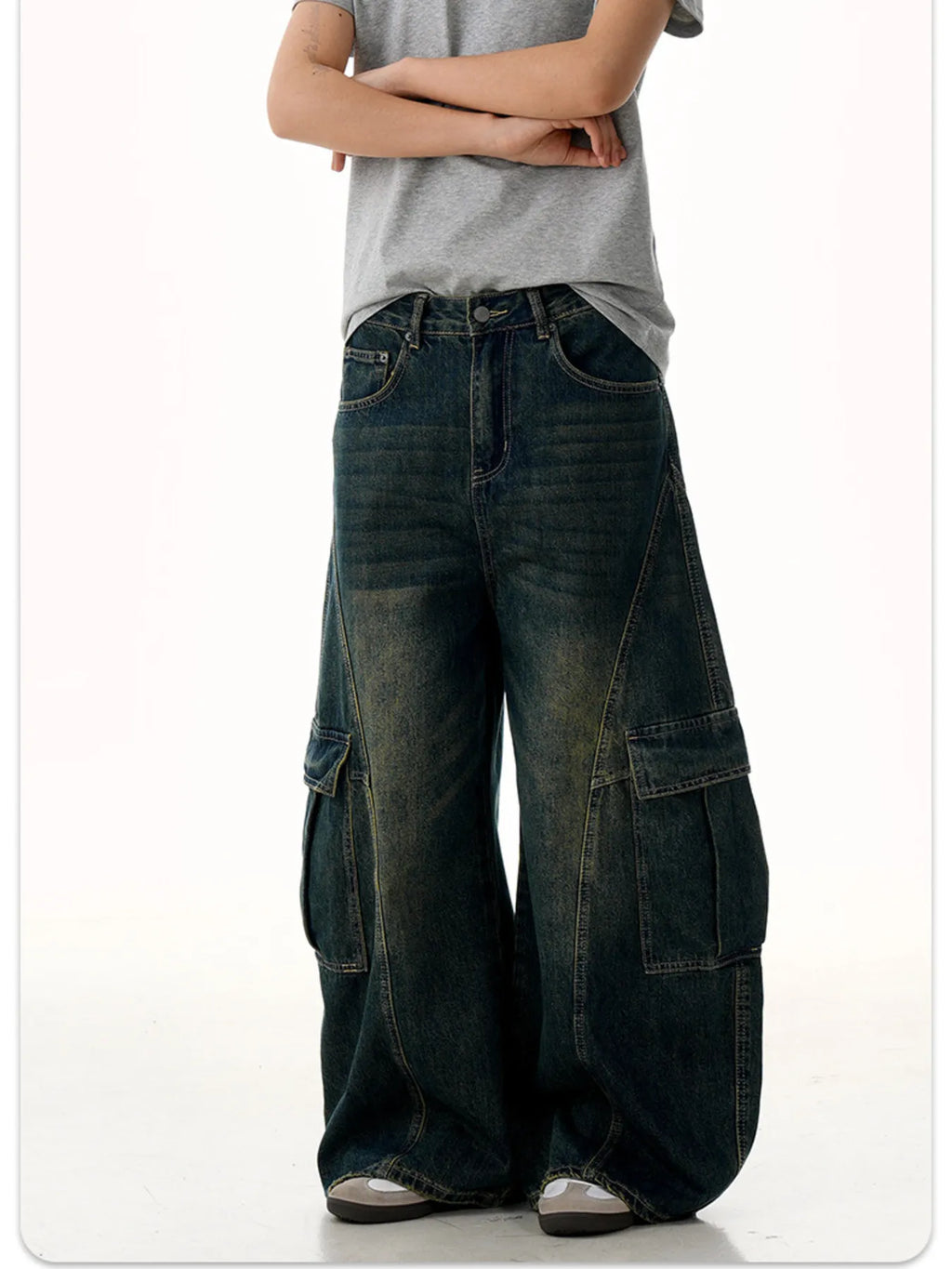 Men's Wide Leg Wash Cargo Jeans