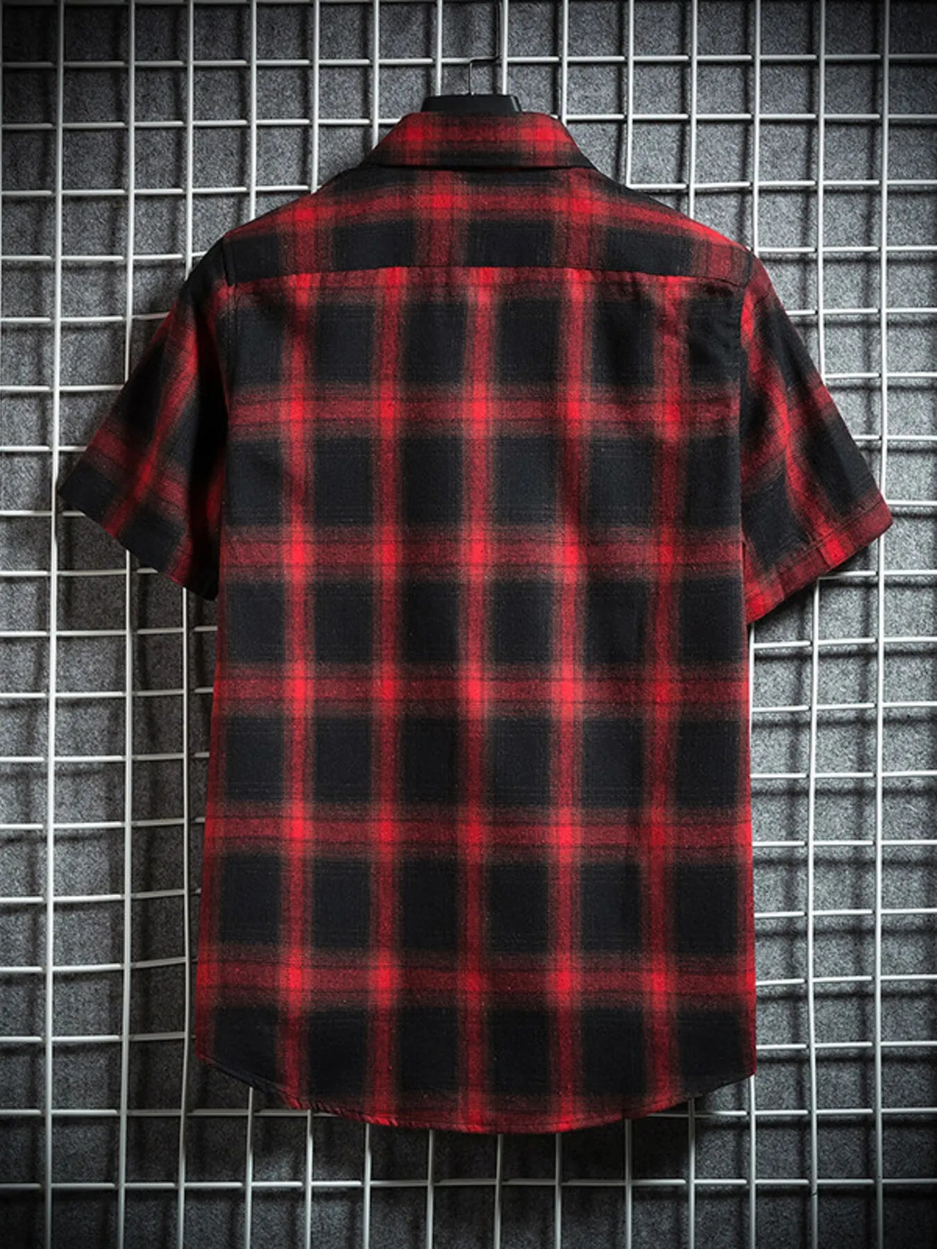 Men's Plus Size Plaid Button Up Short-Sleeve Shirt
