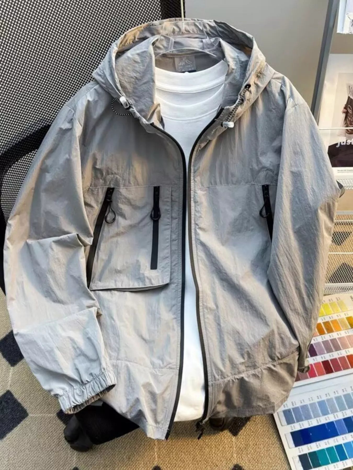 Men's Plus Size Lightweight Hooded Windbreaker Jacket