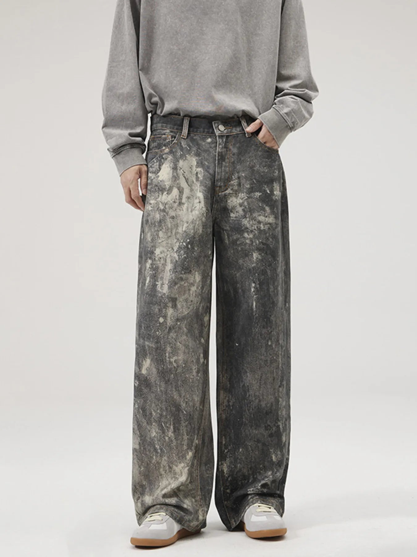 Men's Wide-Leg Jeans