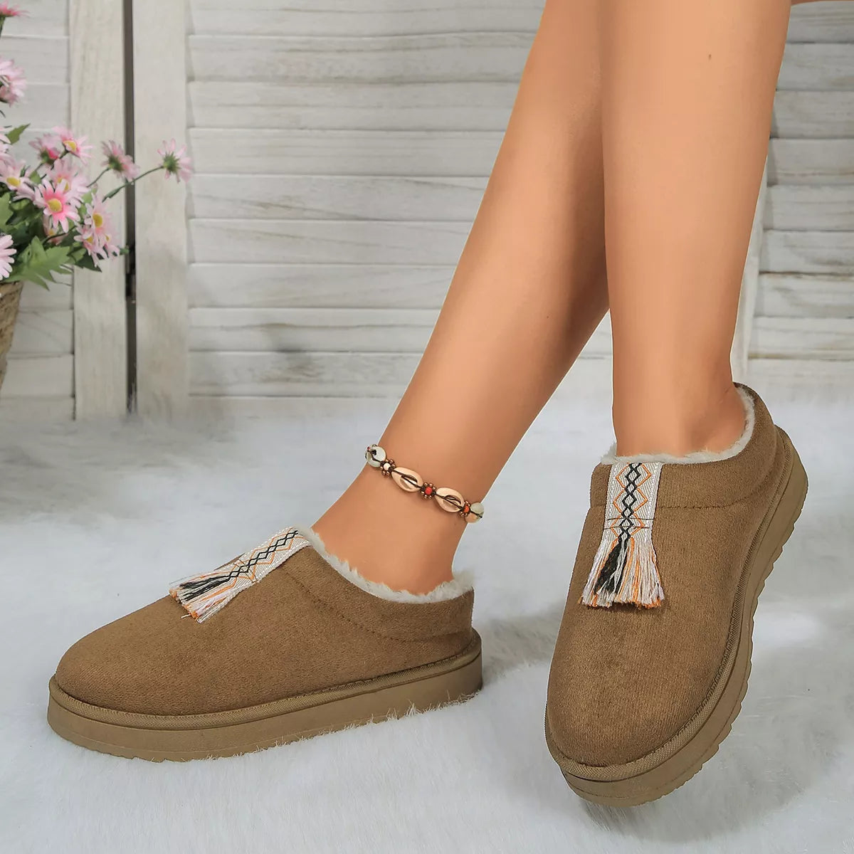Round Toe Platform Slippers