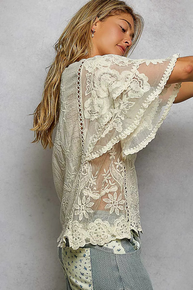 POL Floral Crochet V-Neck Short Sleeve Blouse with Scalloped Hem