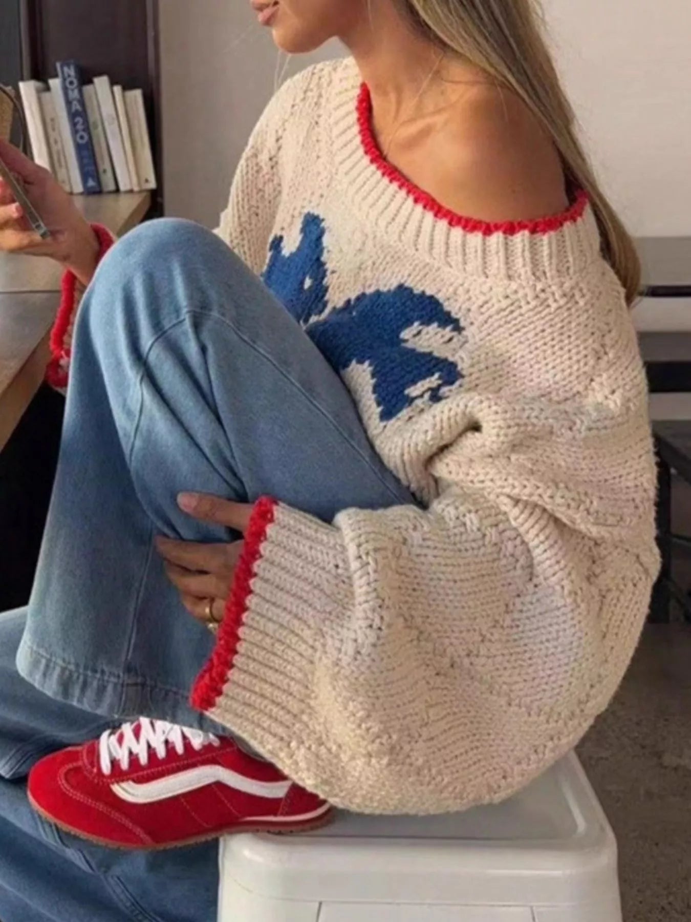 Fish Contrast Trim Round Neck Sweater