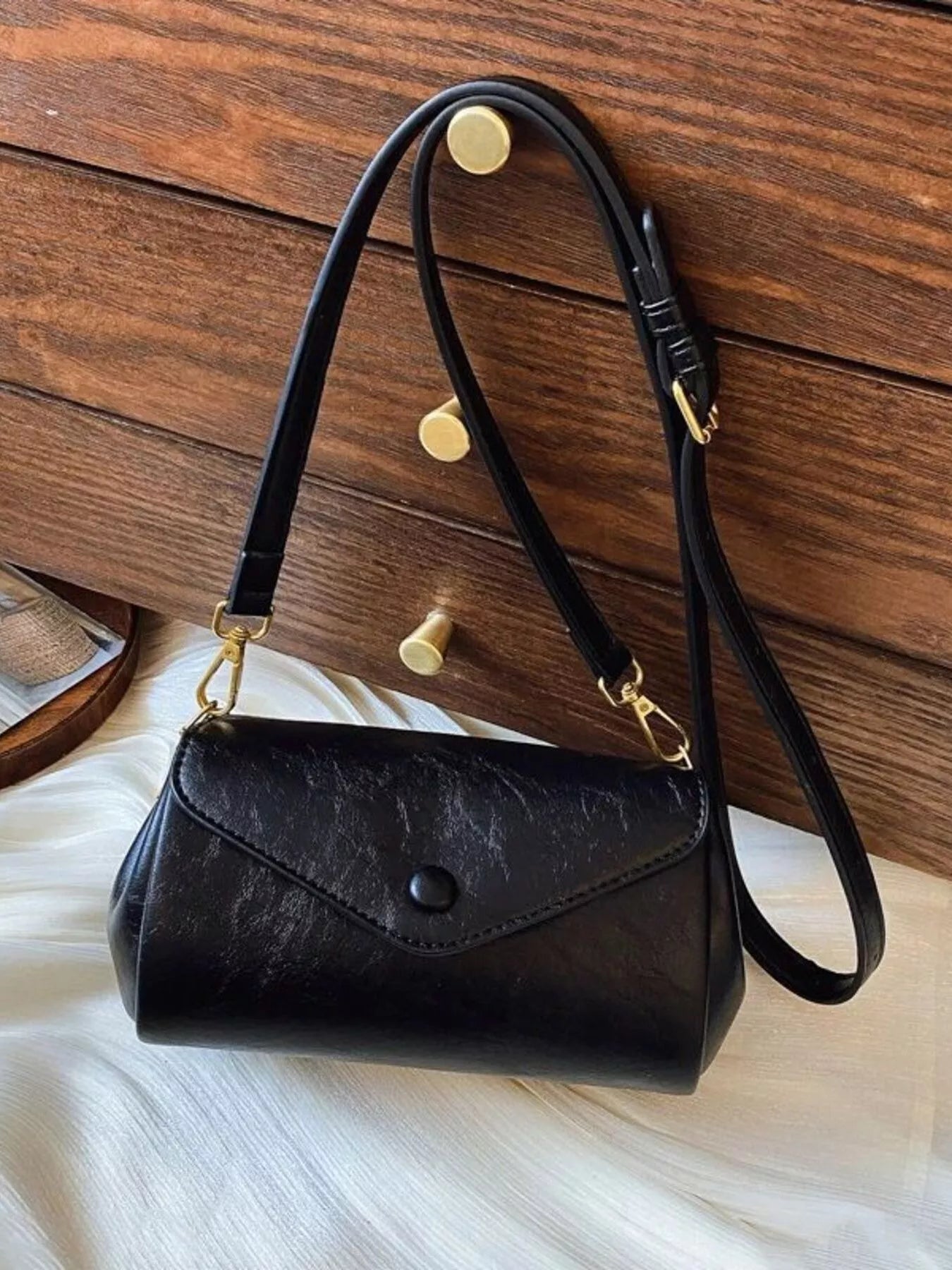 Vintage Style Flap Crossbody Bag
