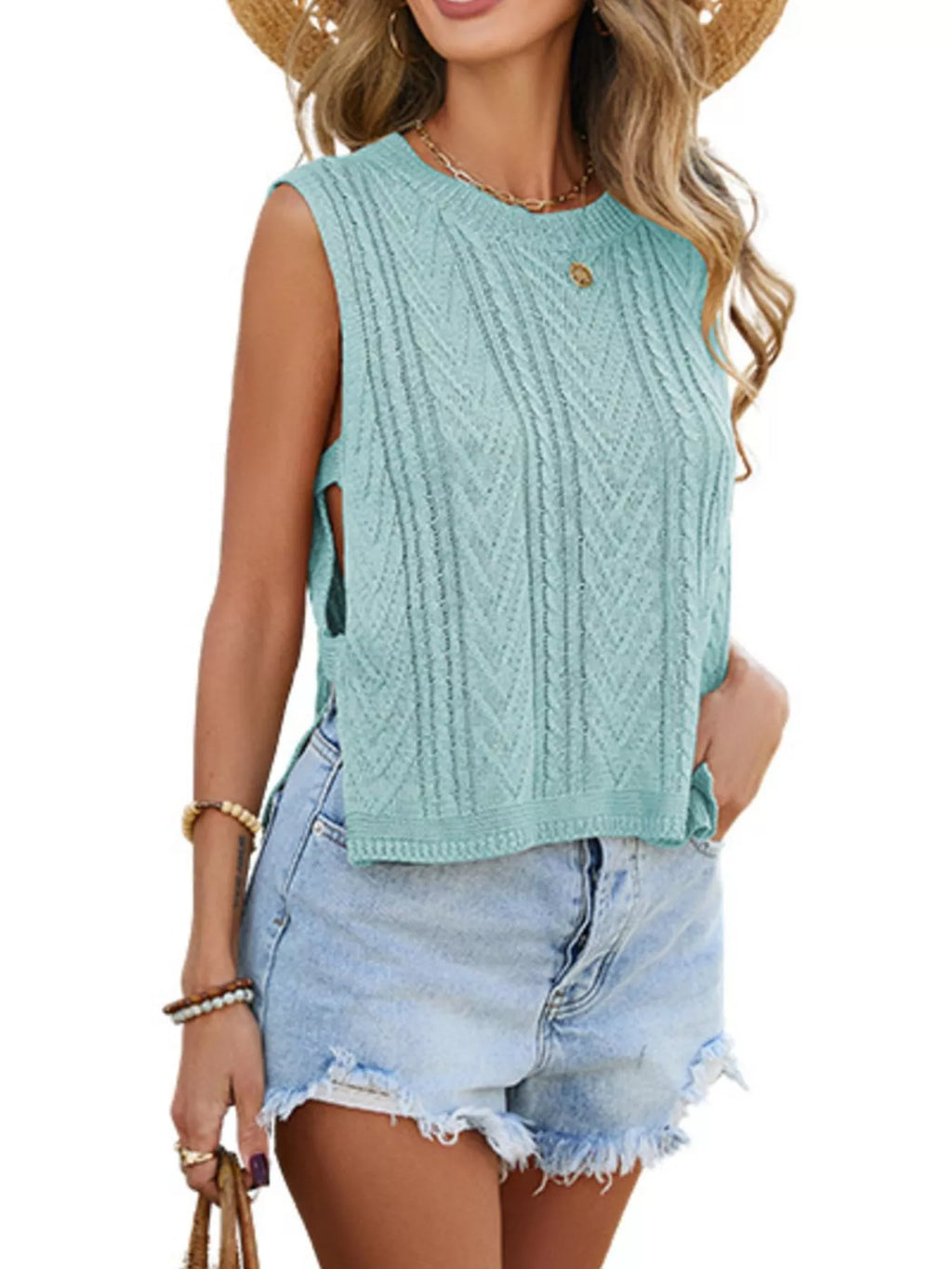Cable Knit Round Neck Sweater Vest