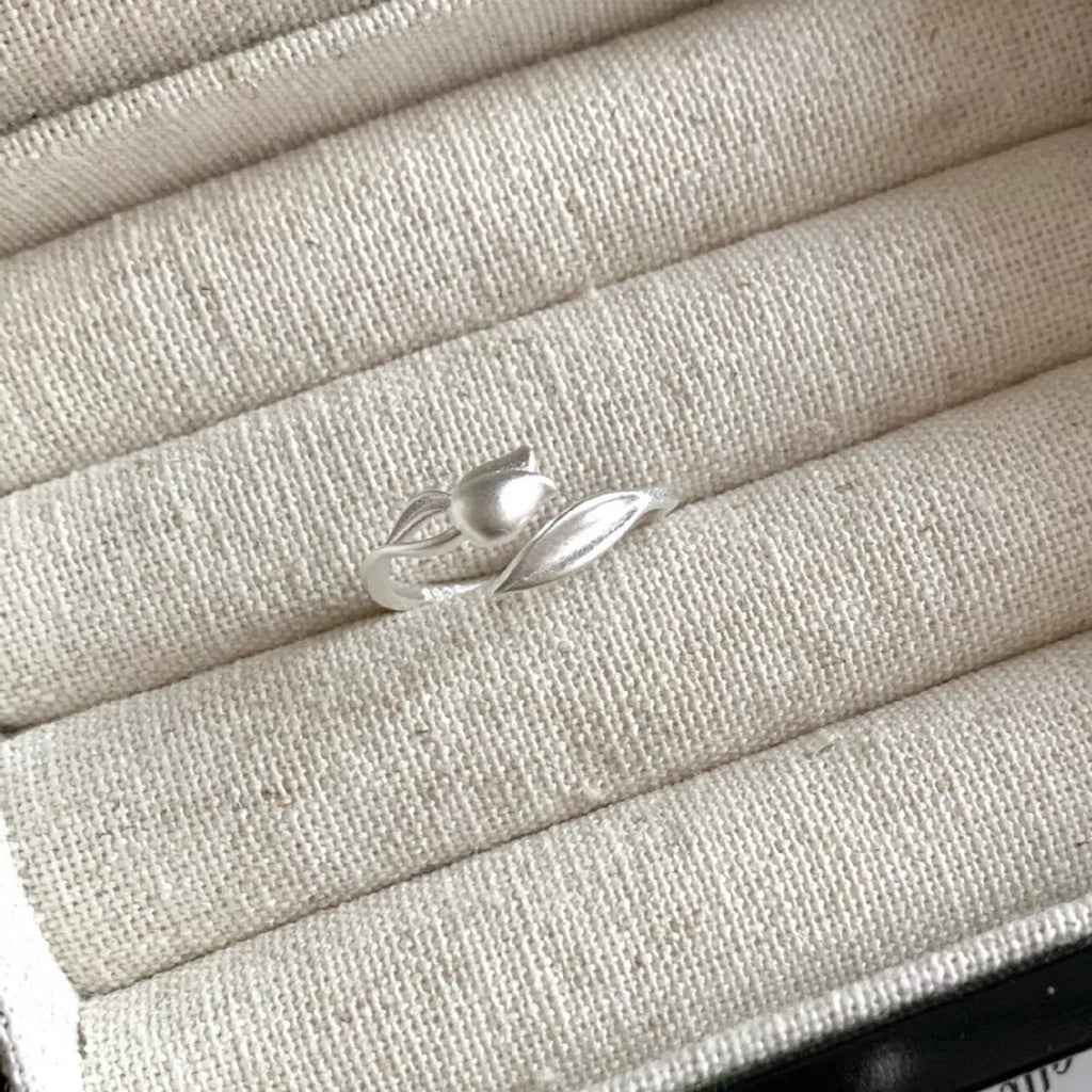 925 Sterling Silver Flower Bypass Ring