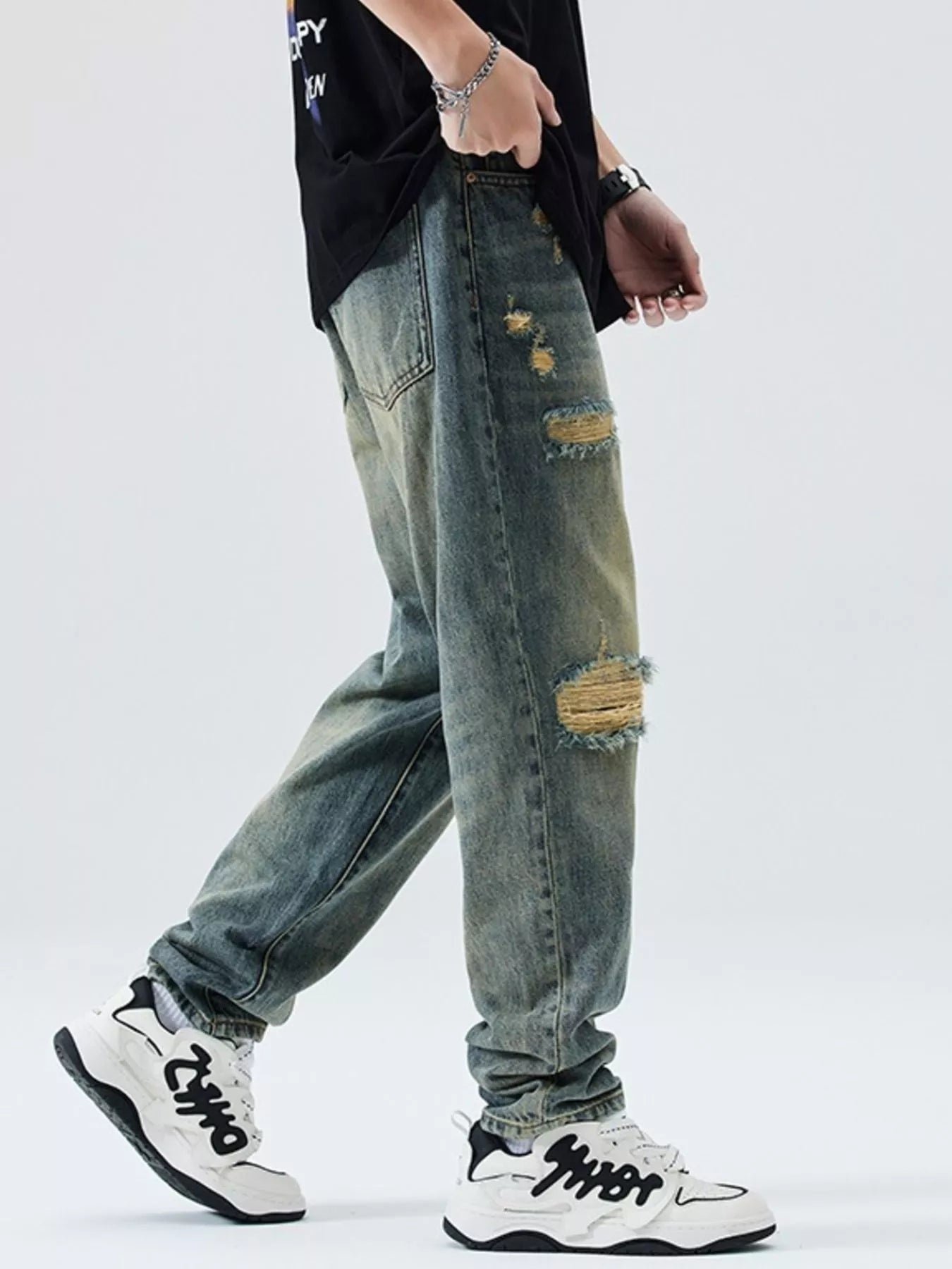 Men's Distressed Wide Leg Relaxed Fit Jeans