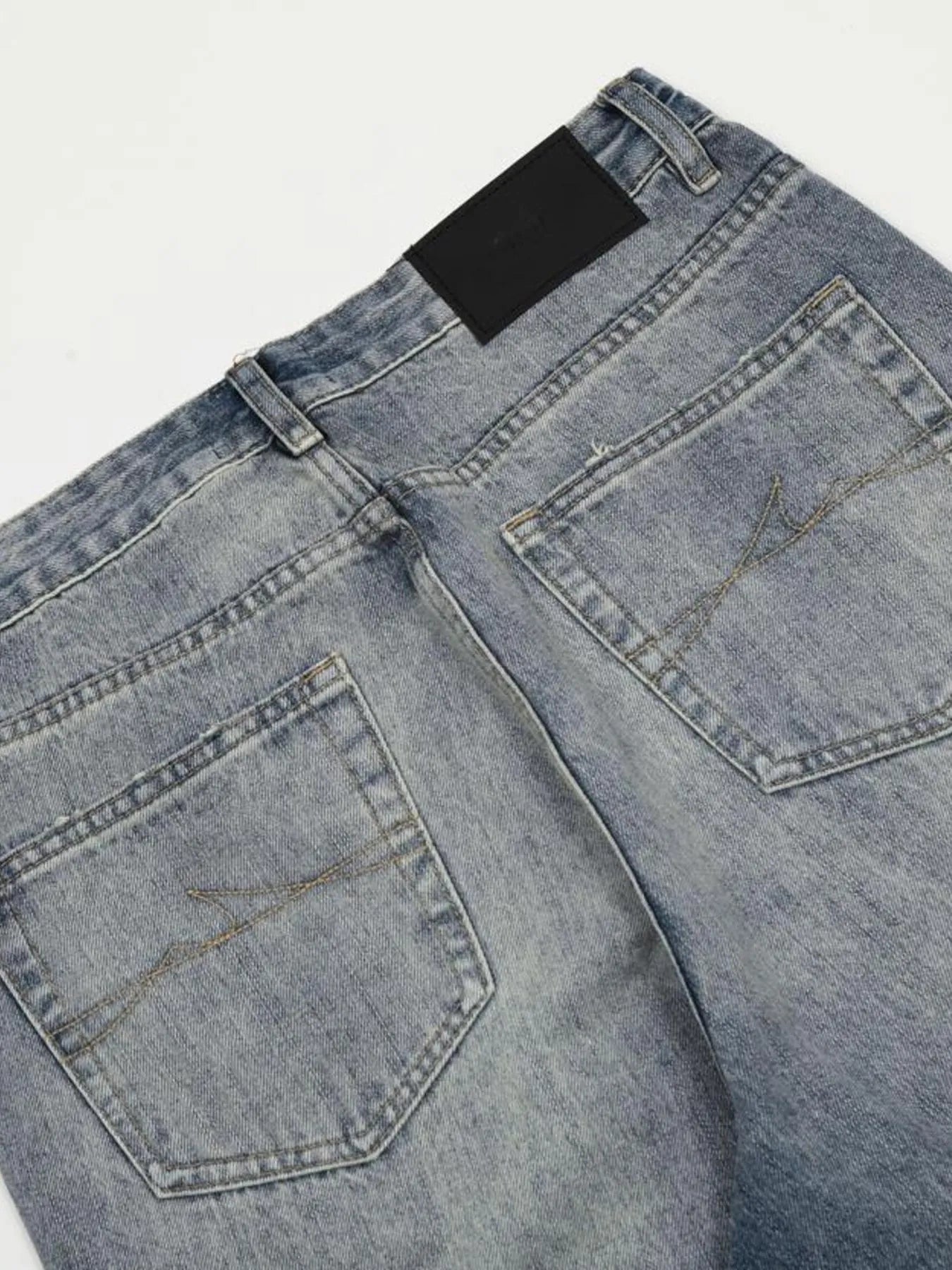 Men's Vintage Wash Distressed Jeans