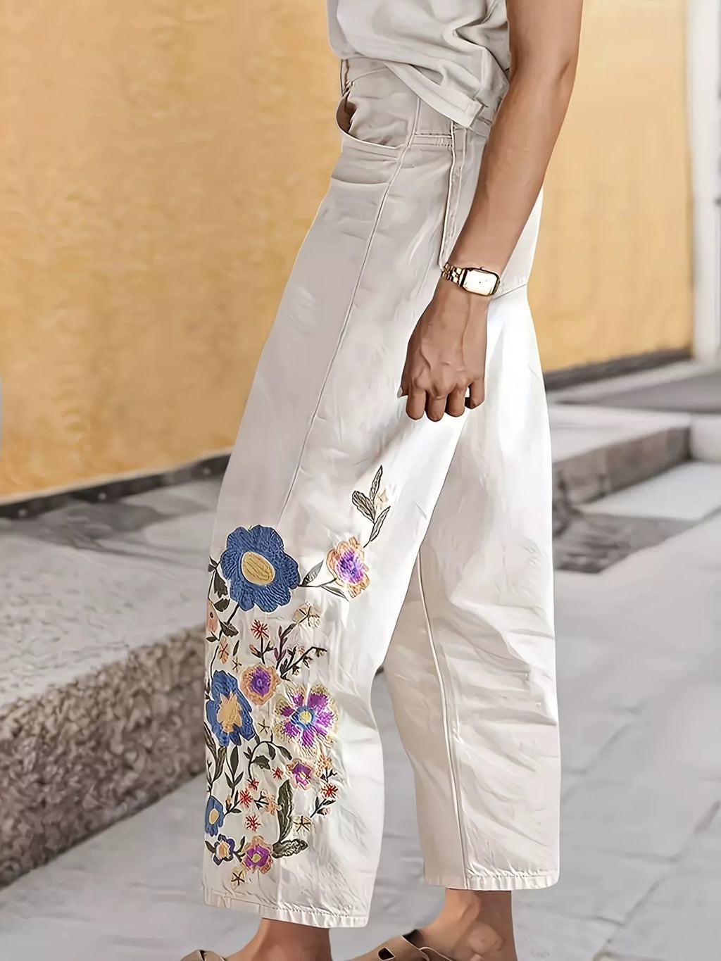 Embroidered Floral Wide-Leg Jeans