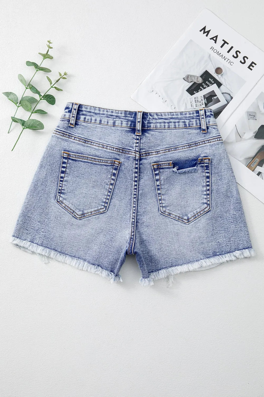 Pearl Studded Pockets Raw Hem Denim Shorts