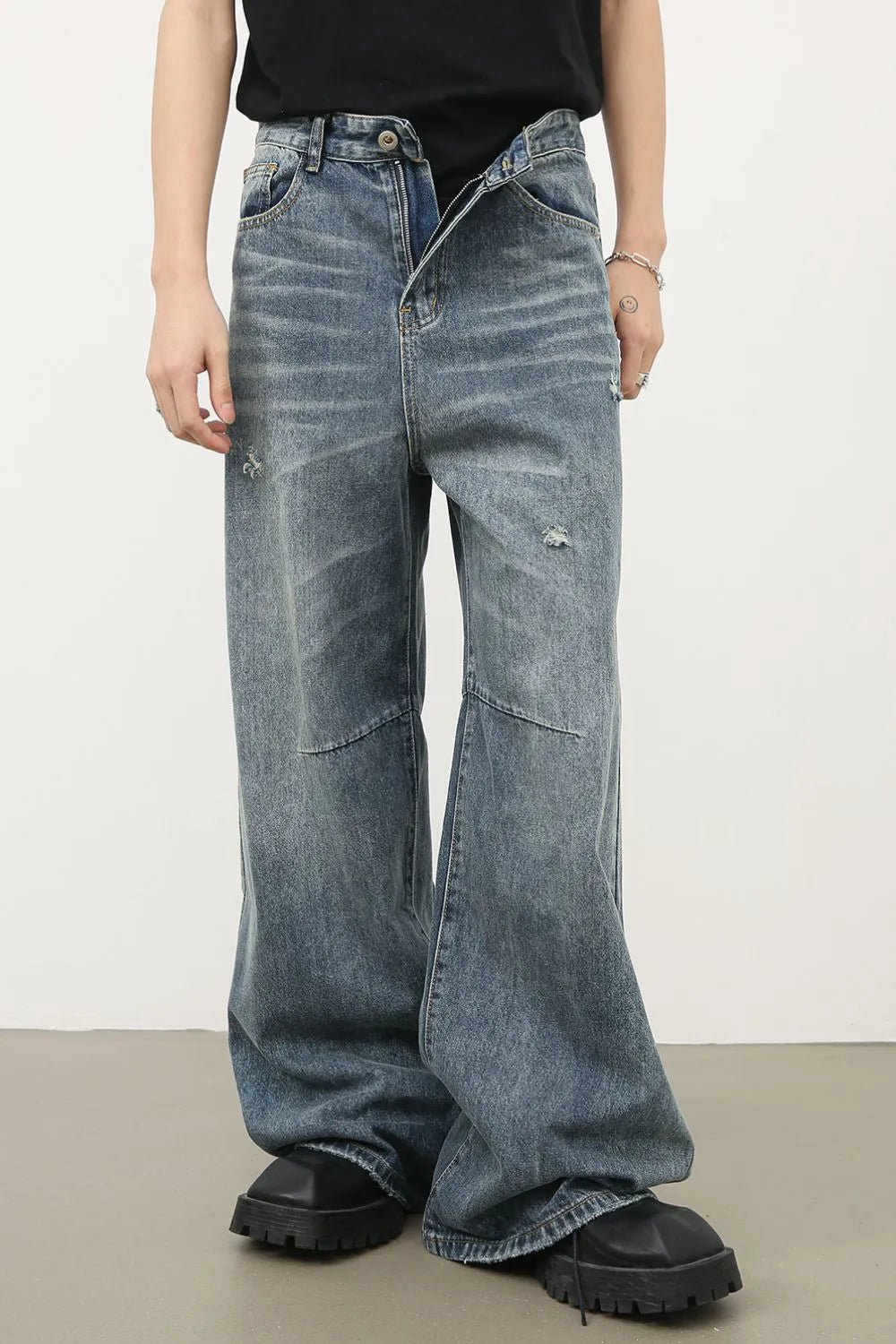 Men's Distressed Wide Leg Jeans