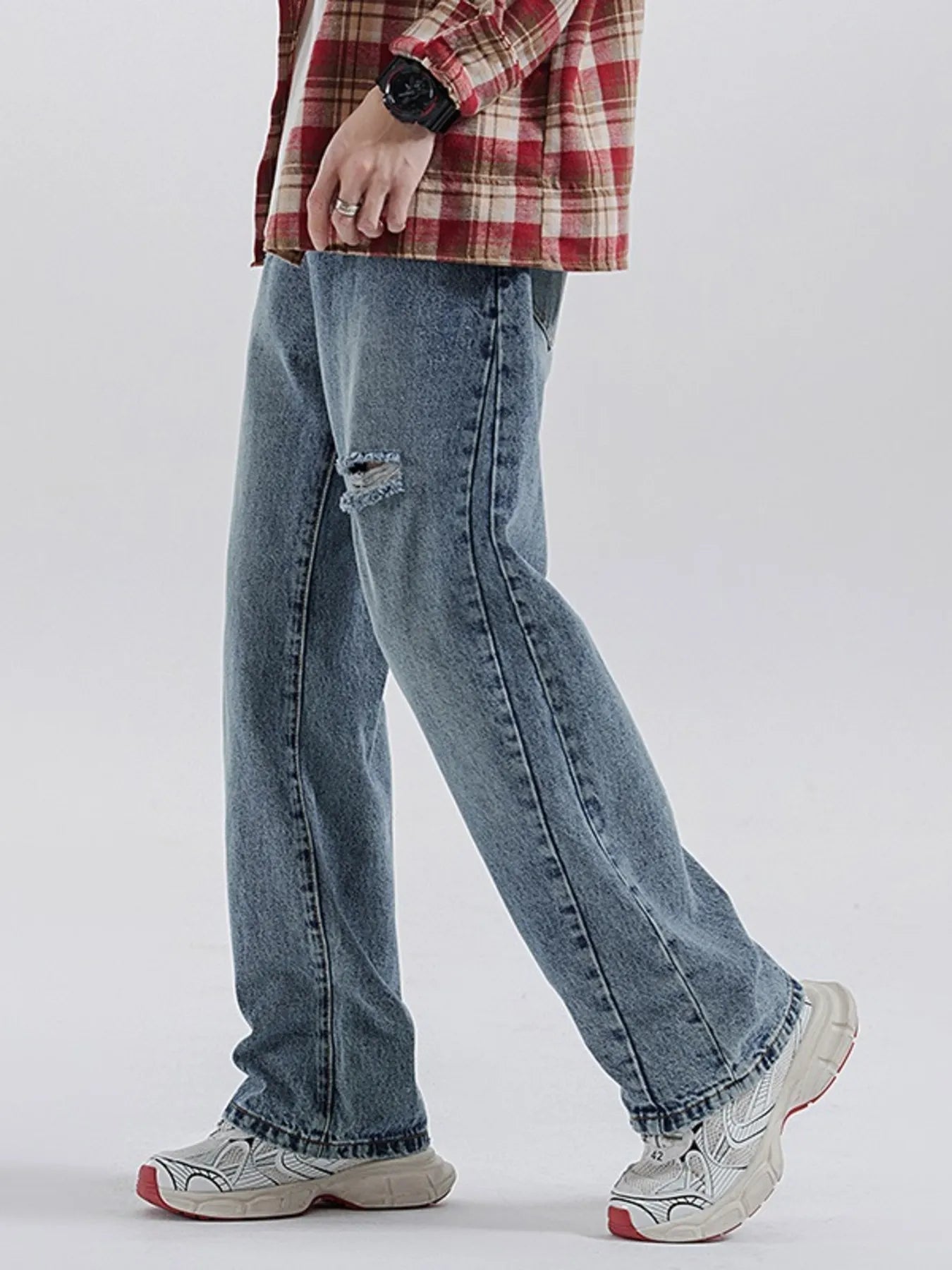 Men's Vintage Distressed Relaxed Fit Jeans