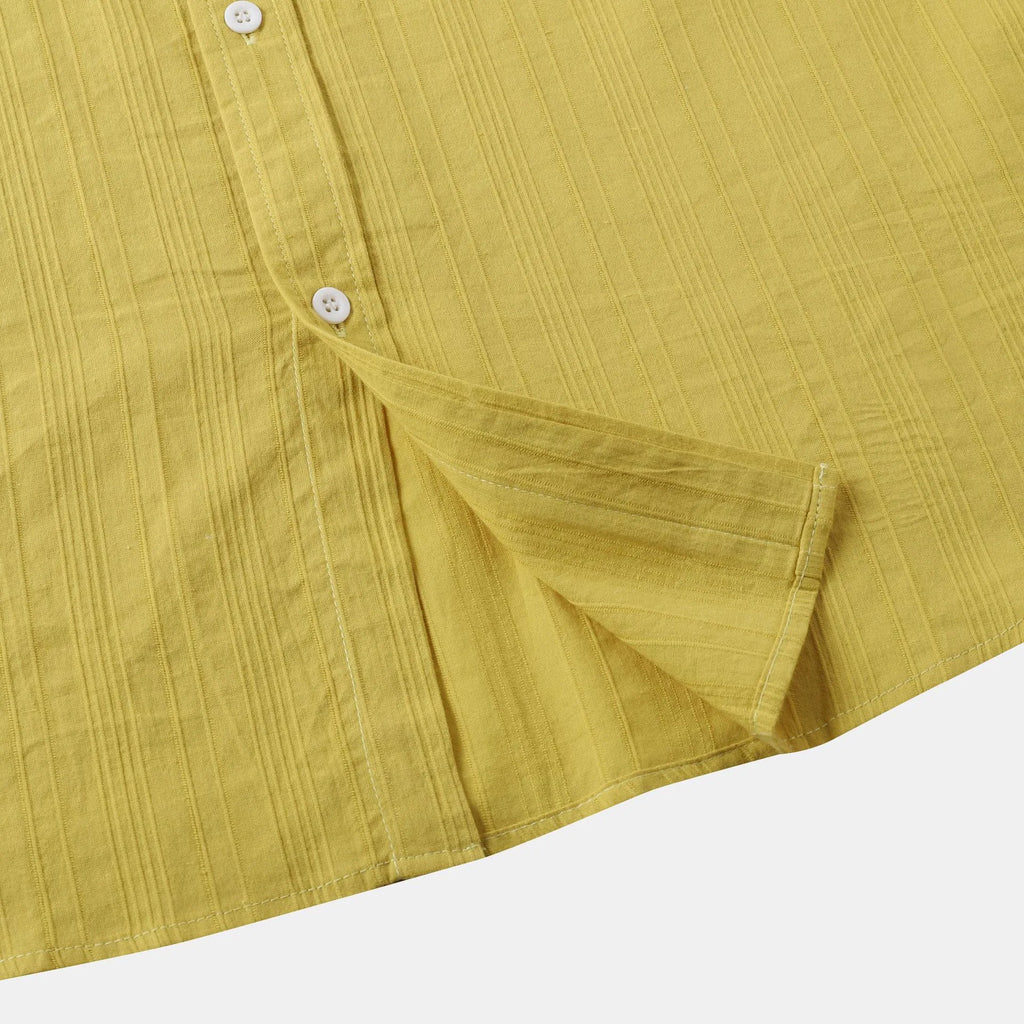 Men's Short Sleeve Button Down Shirt with Chest Pocket