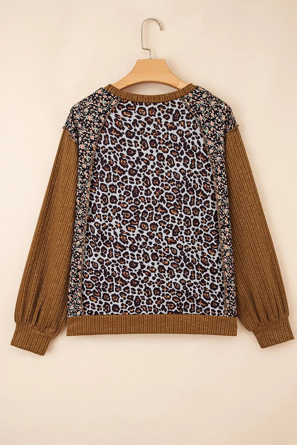 Leopard Print Long Sleeve Sweatshirt