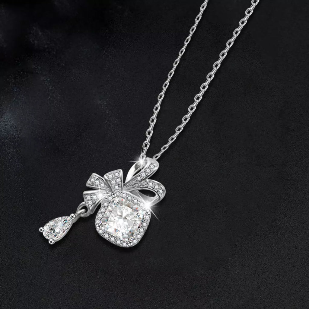 1.5 Carat Moissanite 925 Sterling Silver Bowknot Pendant Necklace