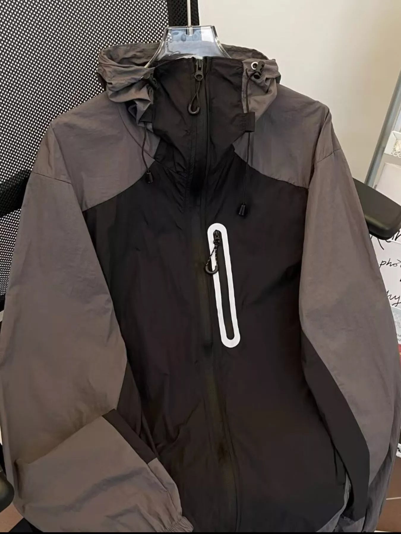 Men's Color Block Windproof Hooded Jacket
