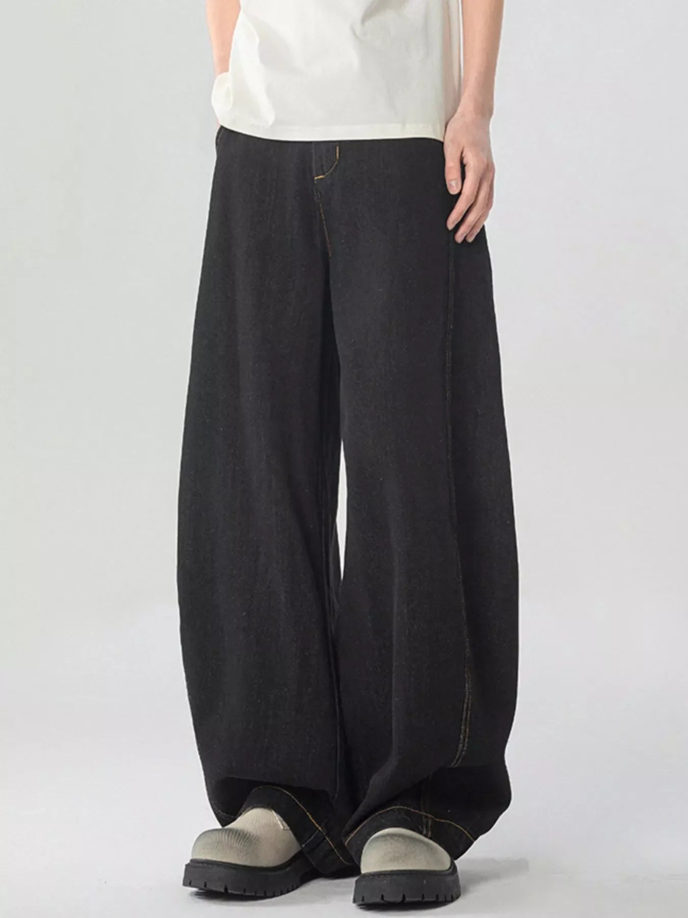 Men's Washed Wide Leg Jeans