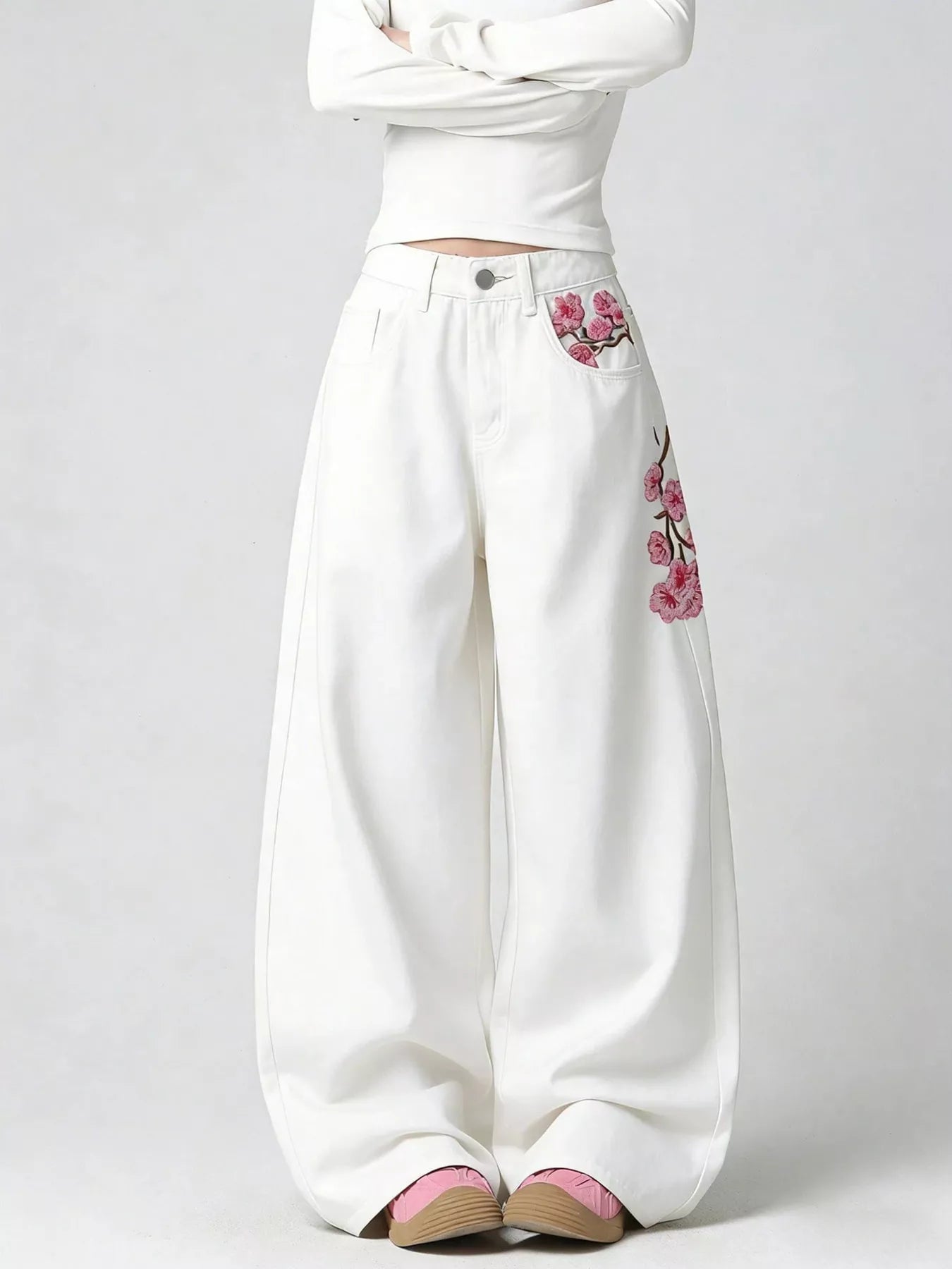 Embroidered Wide-Leg Jeans