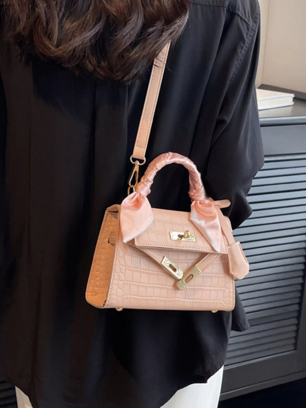 Alligator Pattern Crossbody Bag