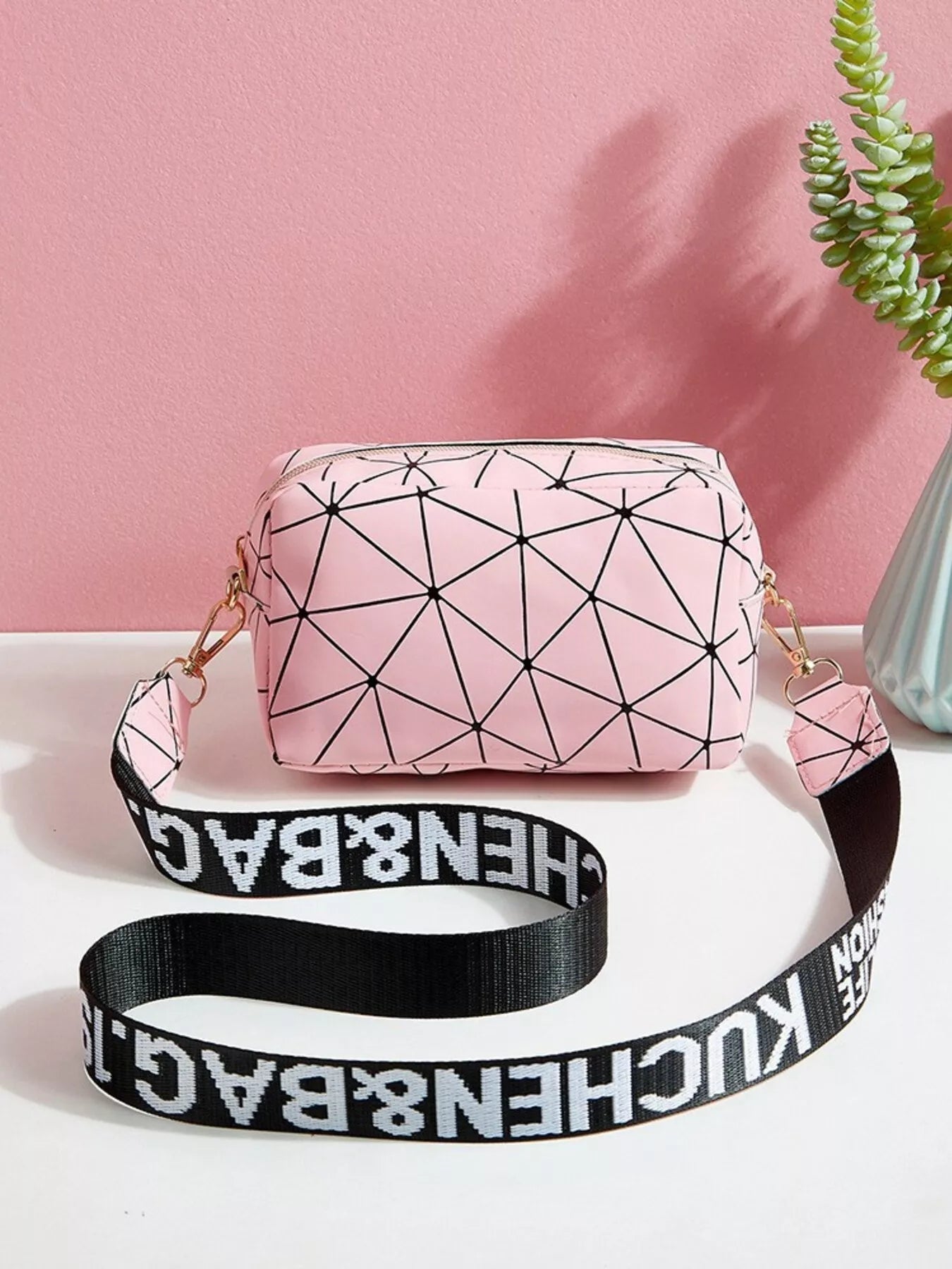 Geometric Pattern Crossbody Bag