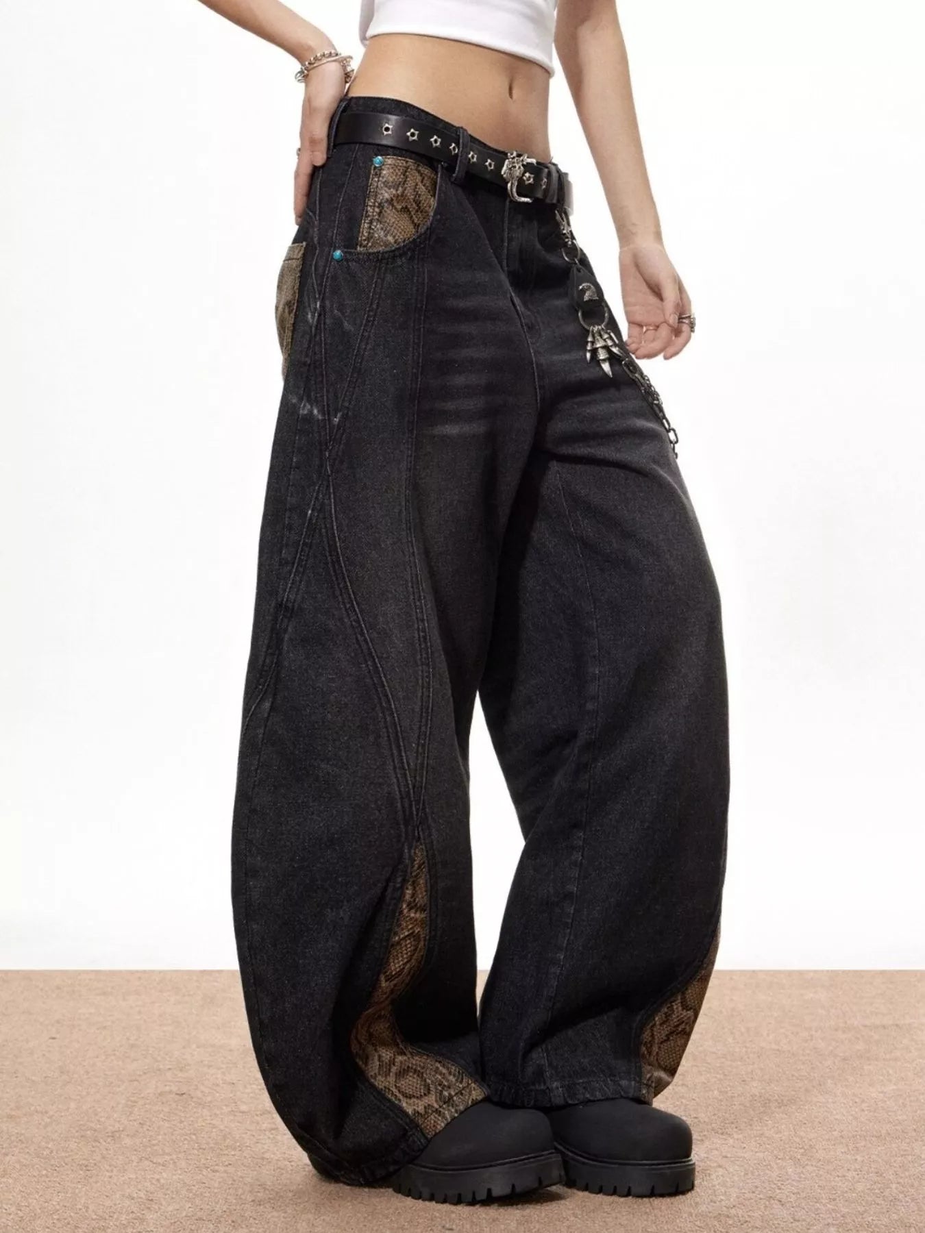 Men's Vintage Wide Leg Jeans with Snake Print