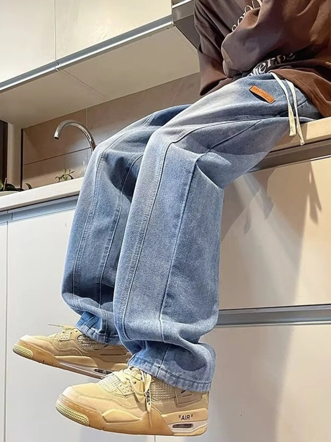 Men's Plus Size Vintage Wash Straight-Leg Jeans