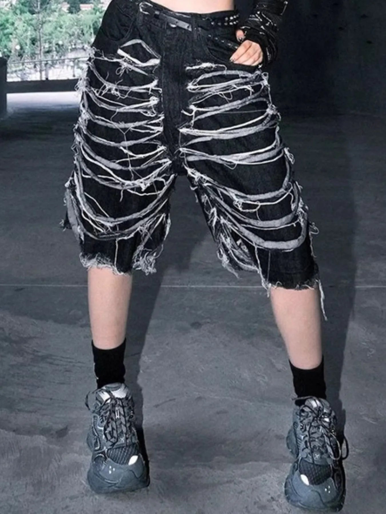 Men's Frayed Hem Denim Shorts