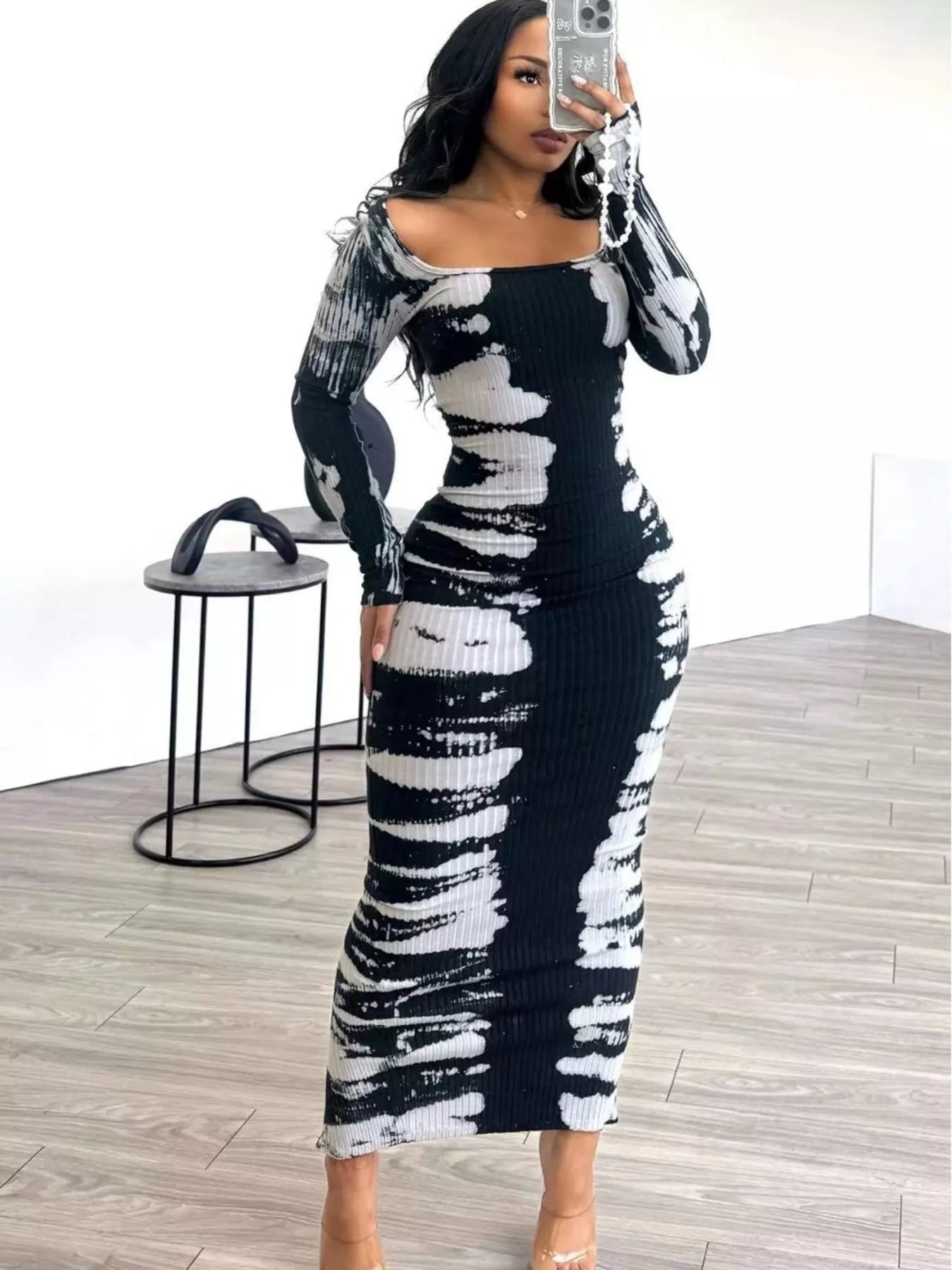 Tie-Dye Long Sleeve Maxi Dress