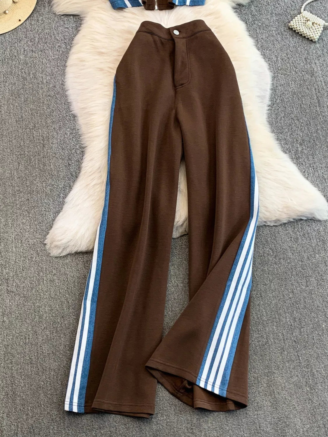 Zip Front Contrast Tank and Side Striped Pants Set