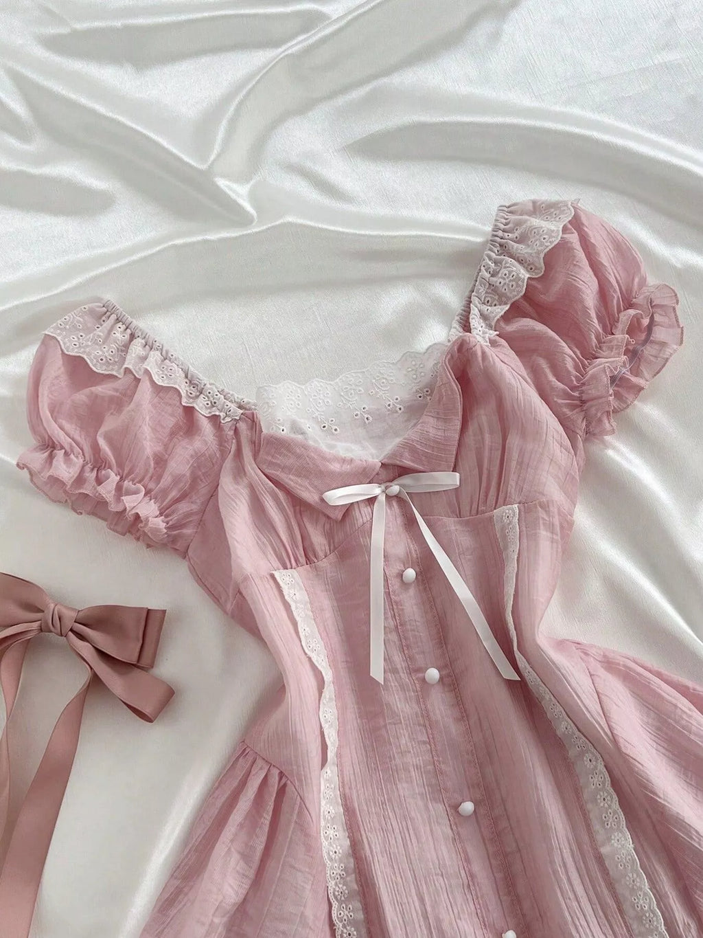 Lace Detail Cap Sleeve Dress