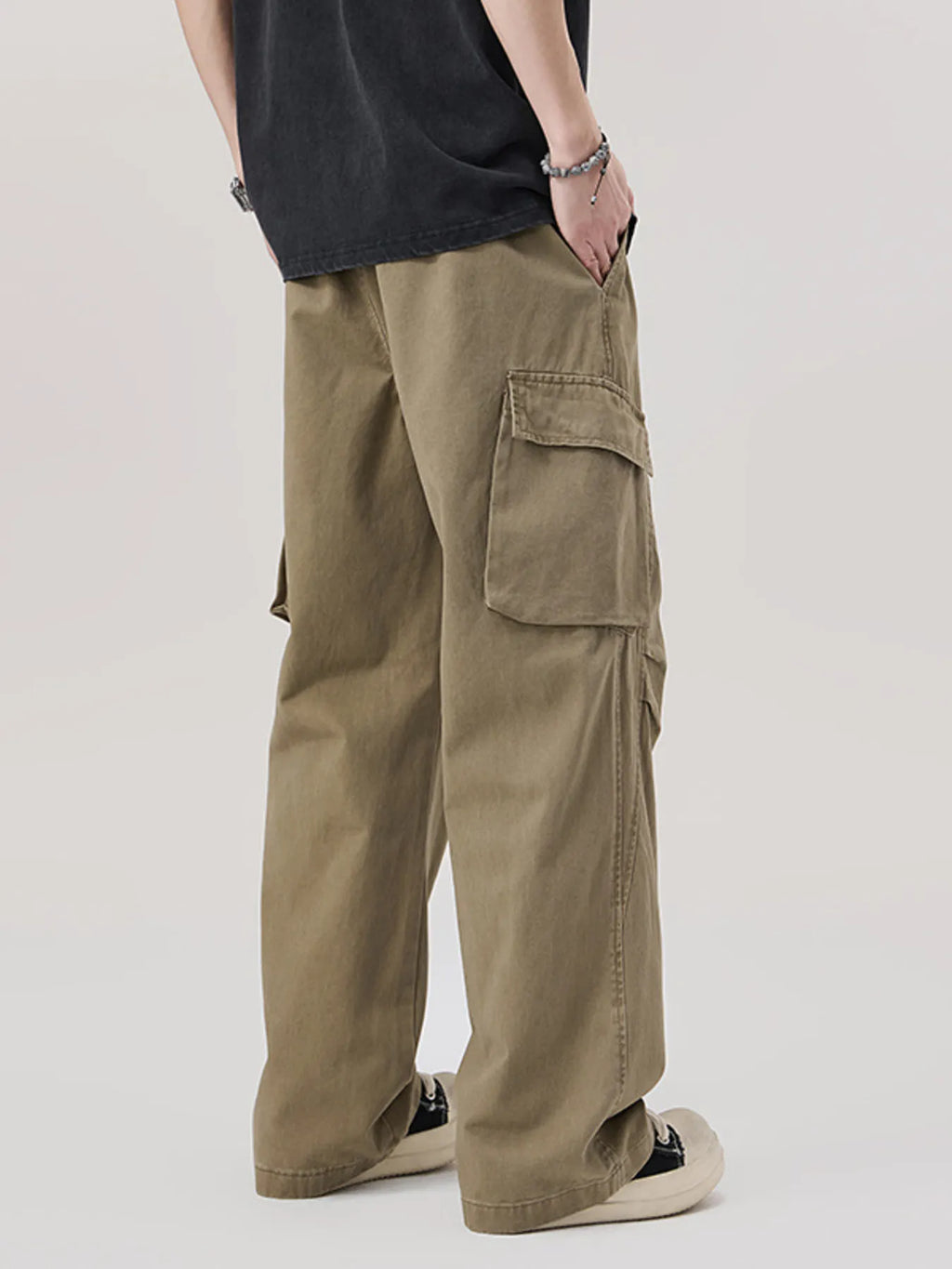 Men's Relaxed Fit Cargo Pants with Drawstring
