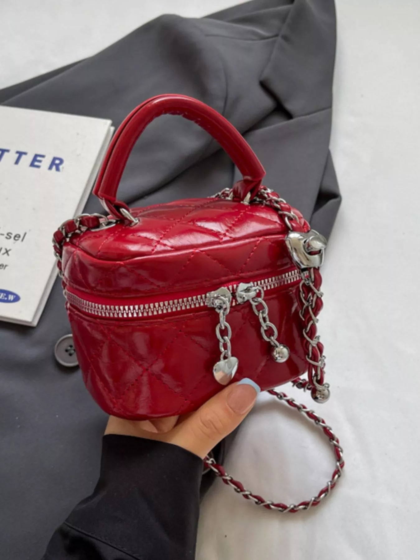 Quilted Pattern Crossbody Bag