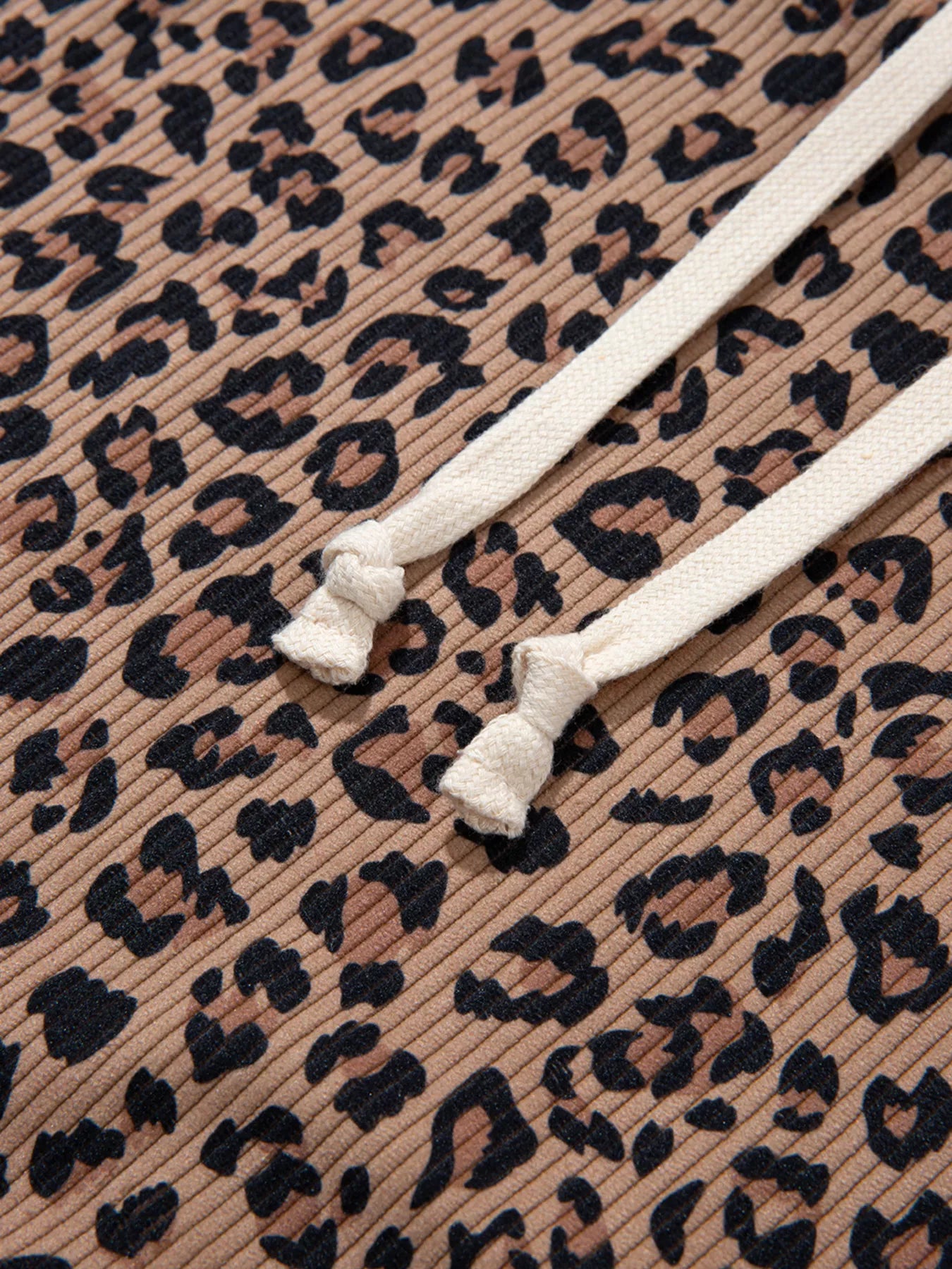 Ribbed Leopard Print Contrast Collar Zip Hoodie