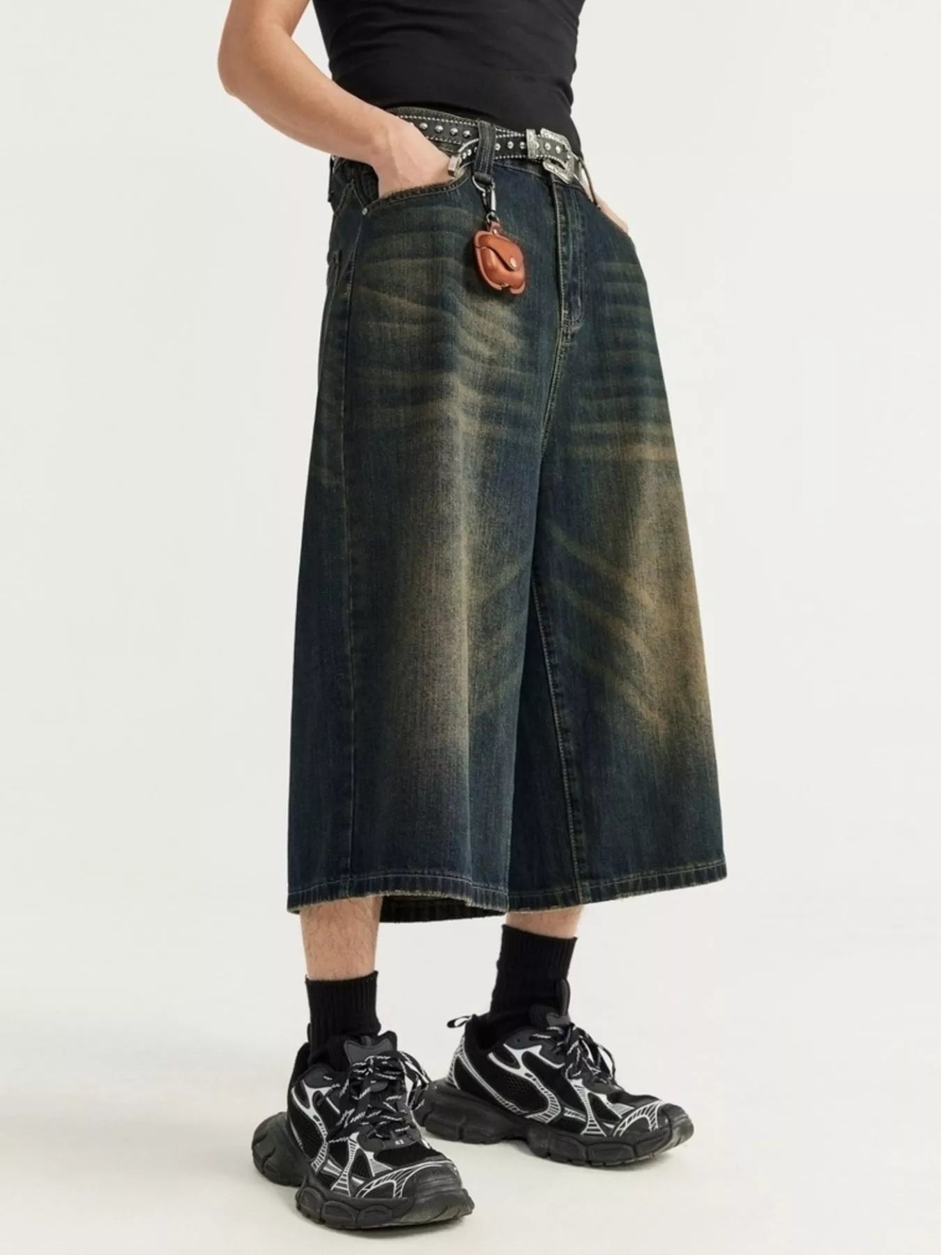 Men's Washed Wide Leg Demin Shorts