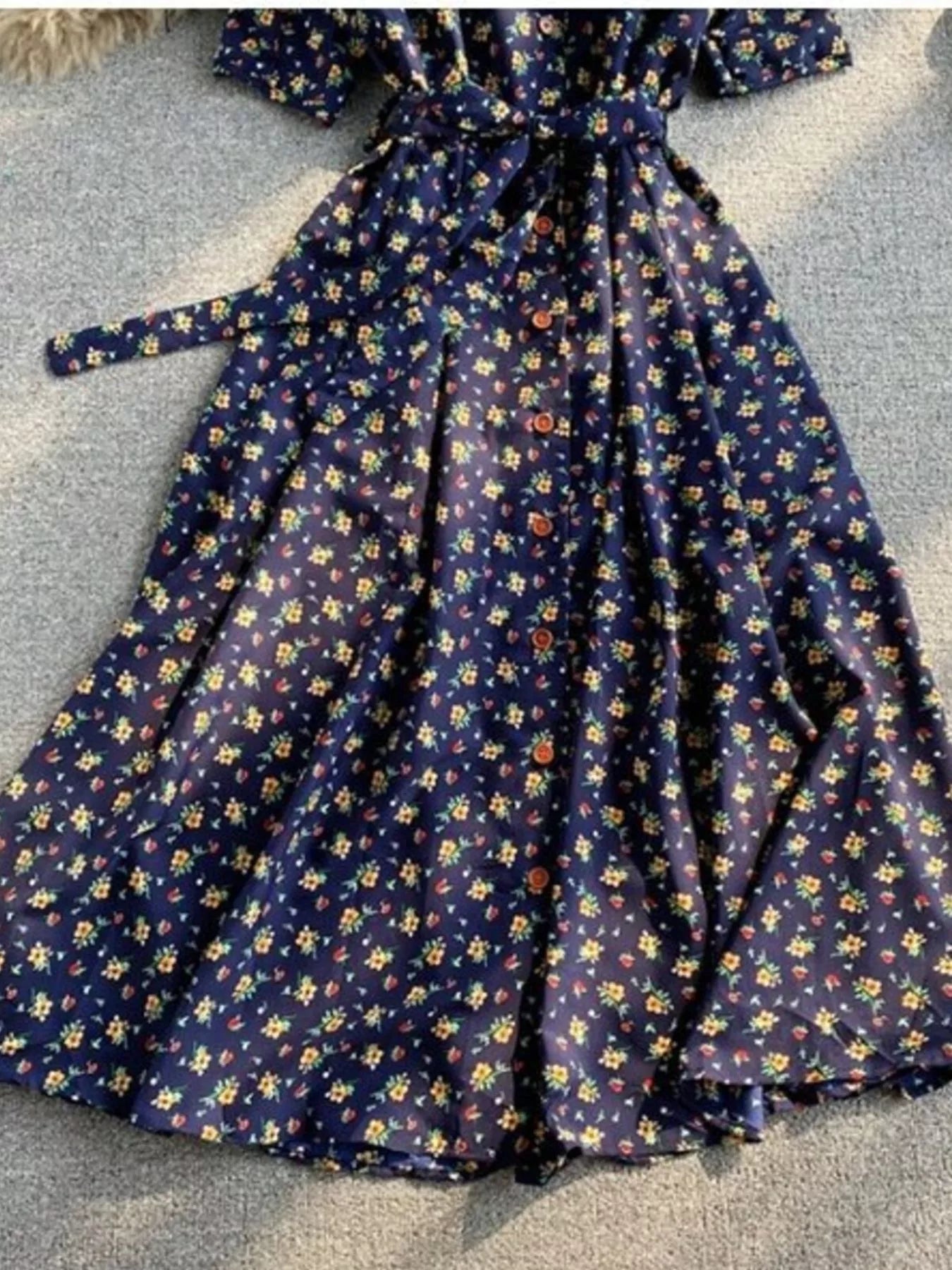 Floral Print V-Neck Midi Dress
